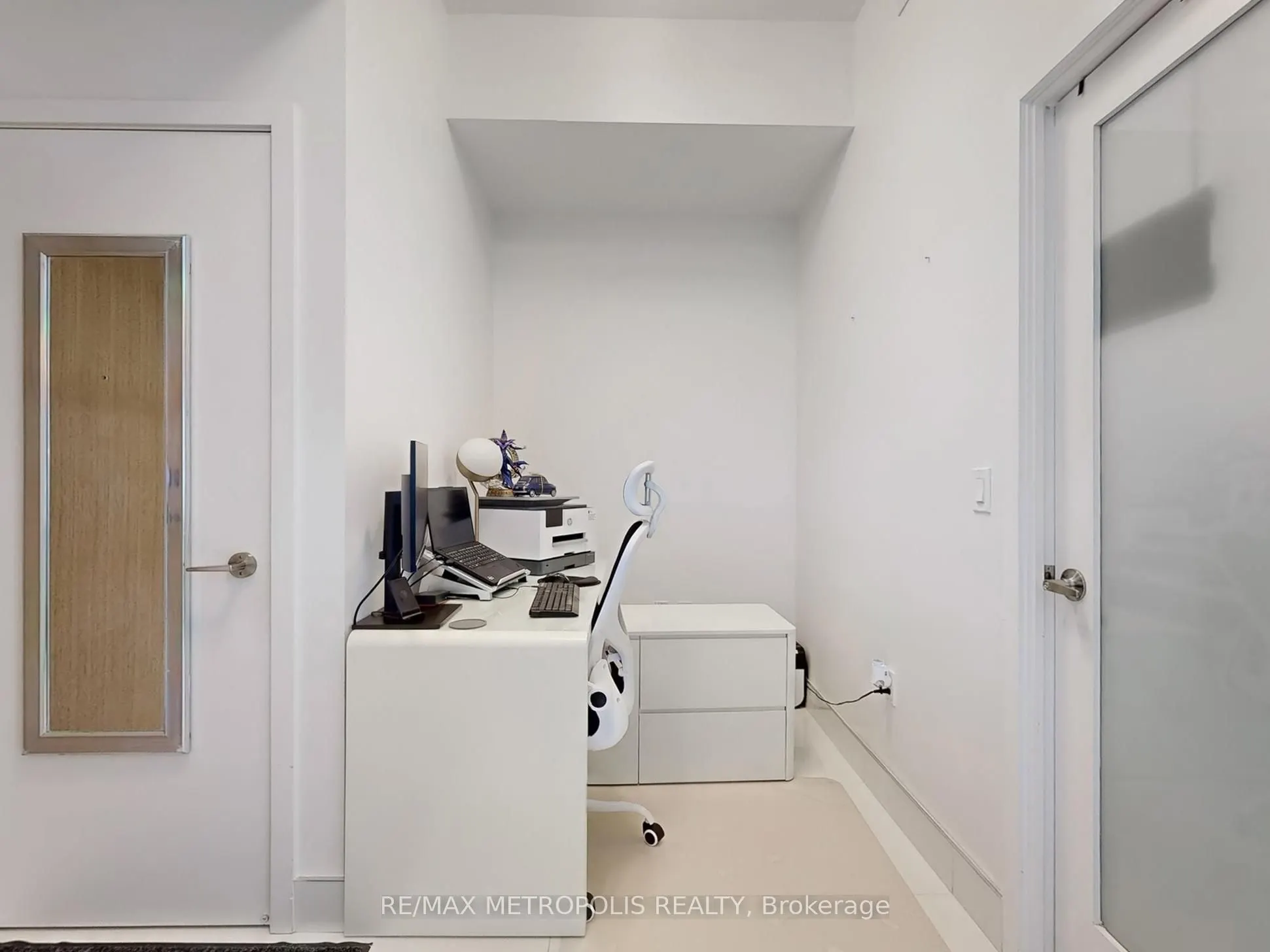 20 Shore Breeze Drive, #4504