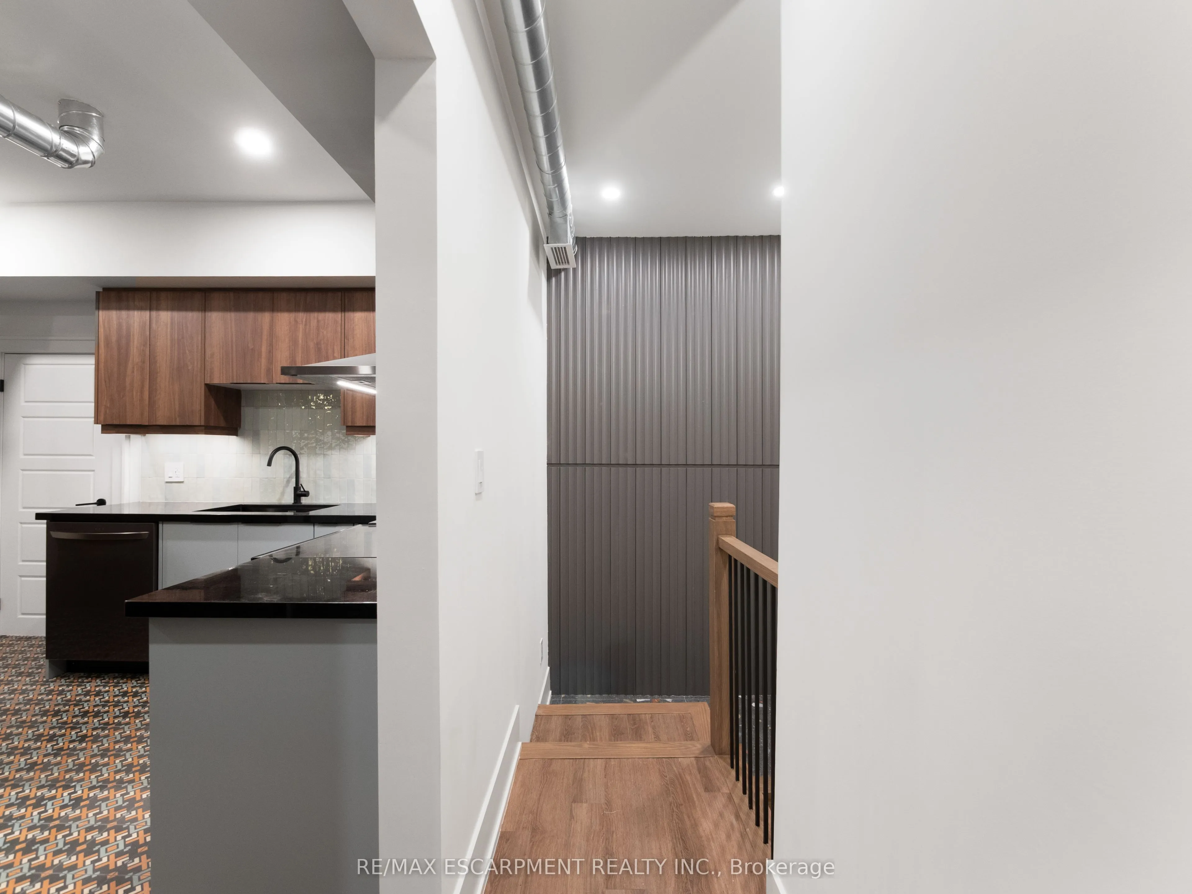 46 O'hara Avenue, #3