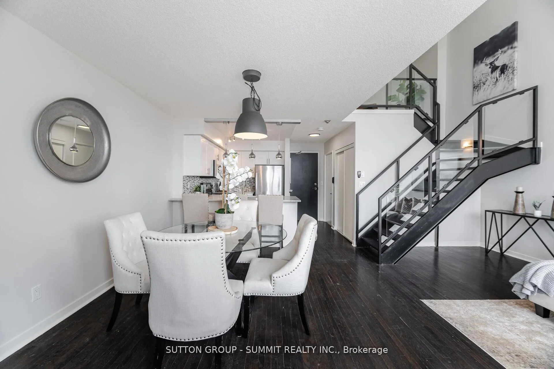 250 MANITOBA Street, #709