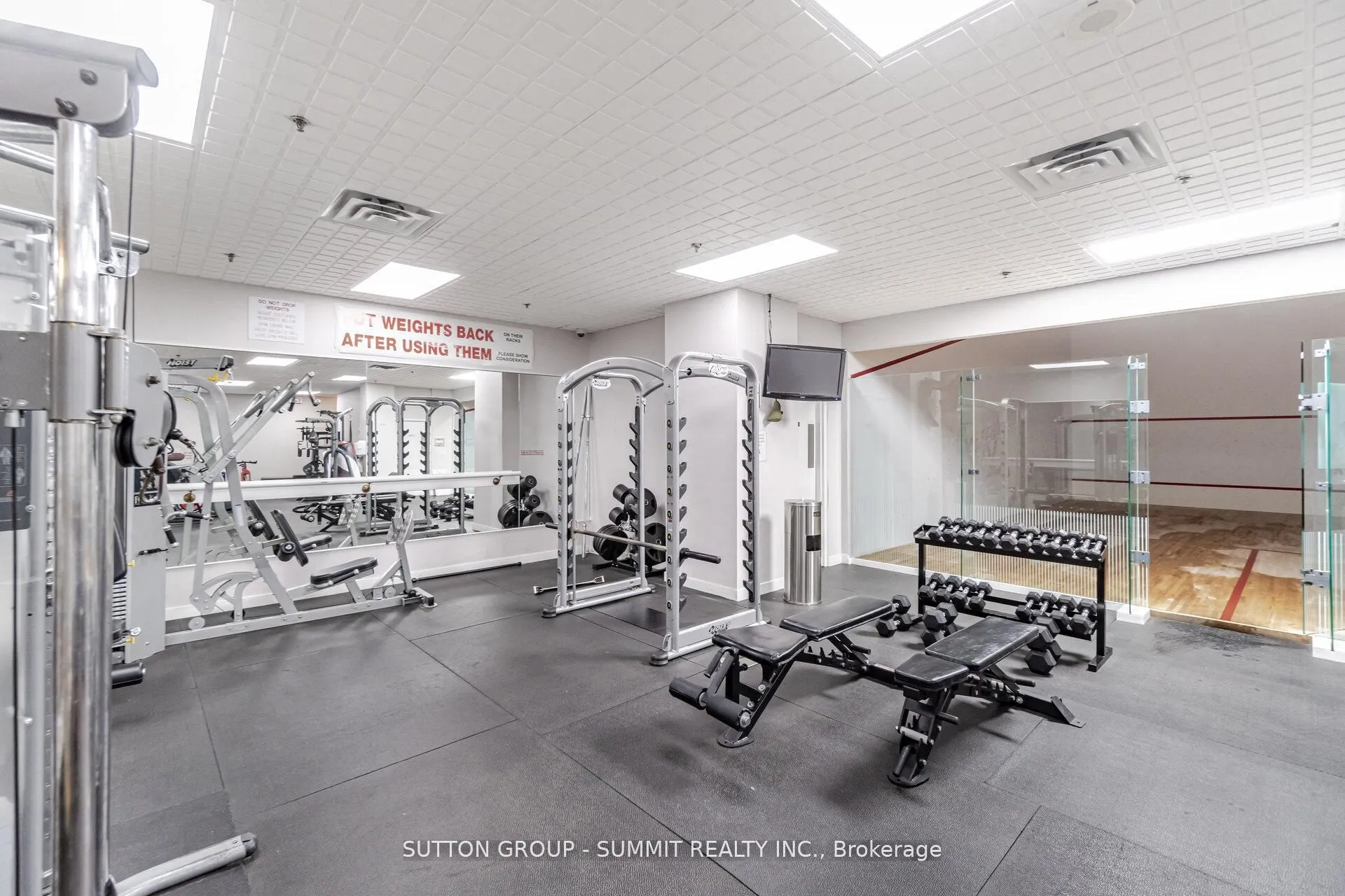 250 MANITOBA Street, #709