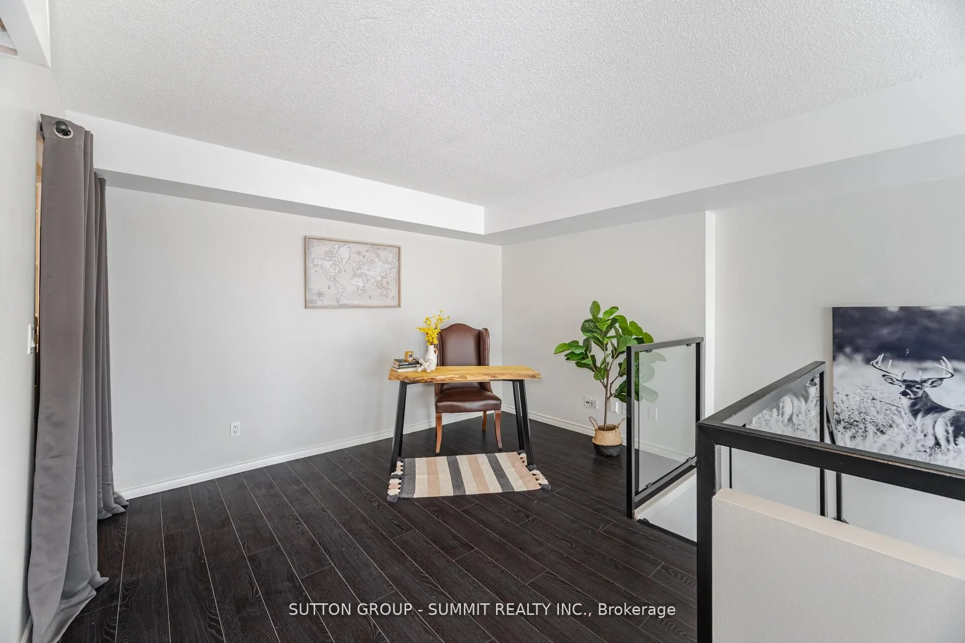 250 MANITOBA Street, #709