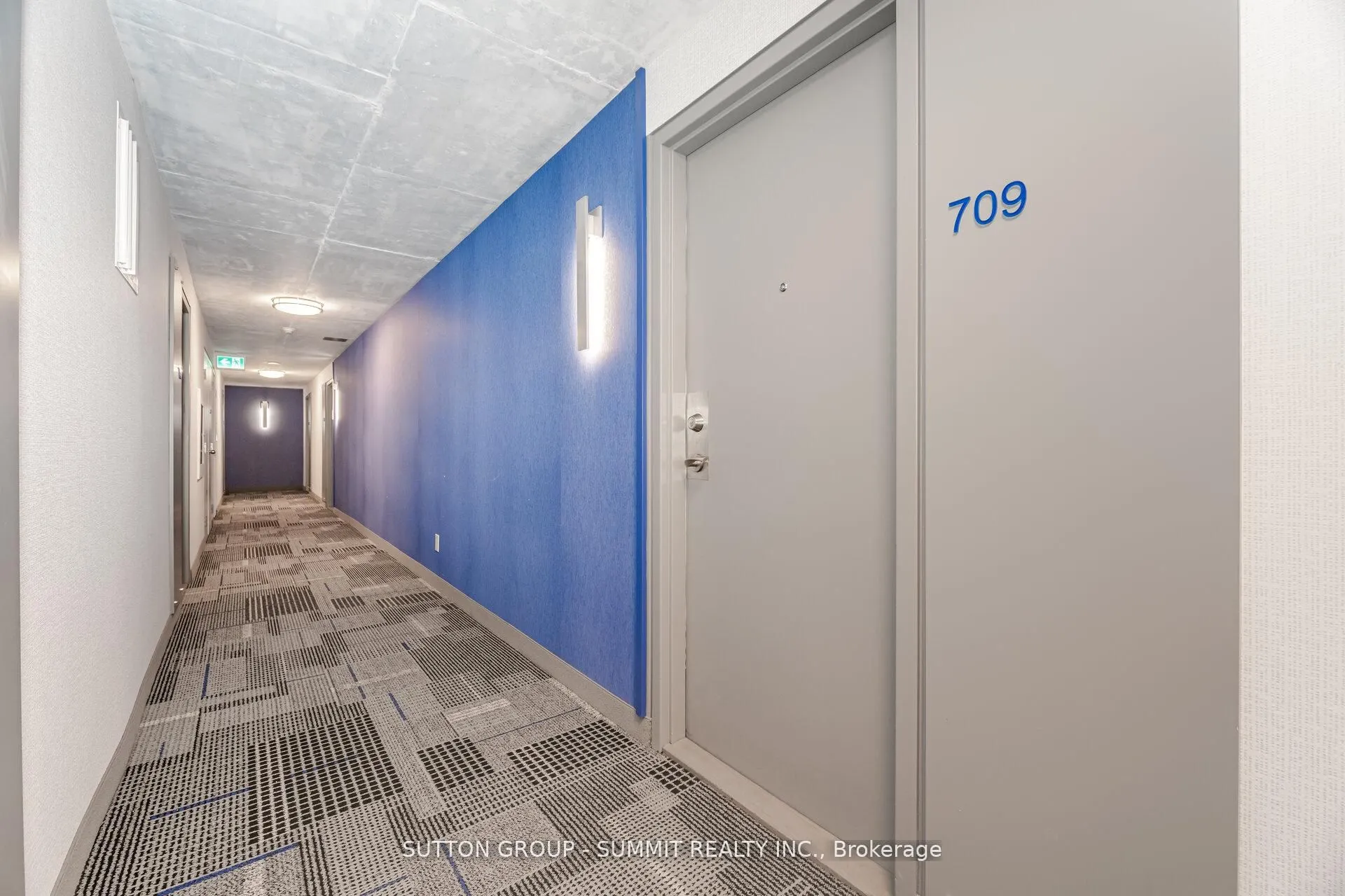 250 MANITOBA Street, #709
