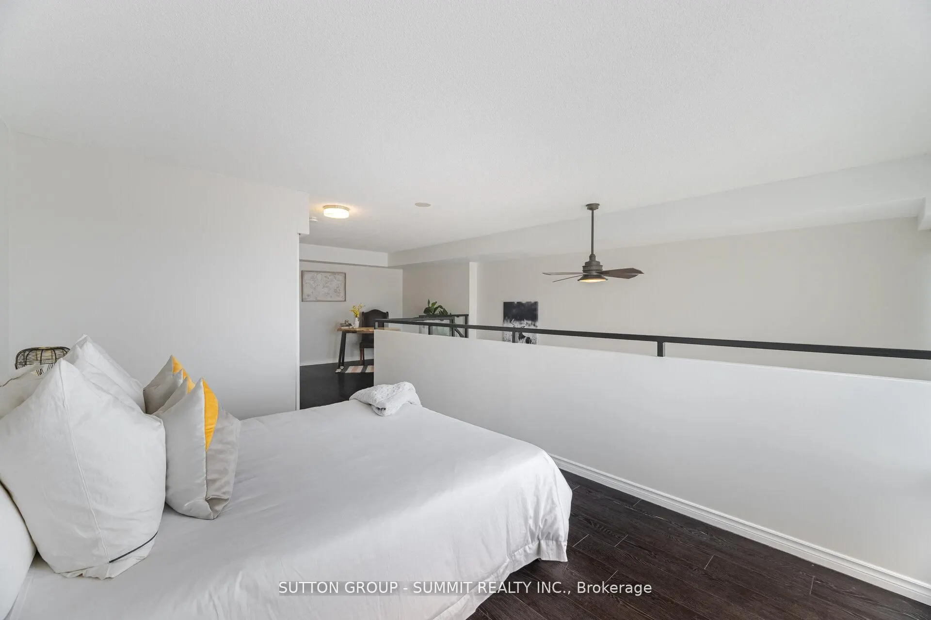 250 MANITOBA Street, #709