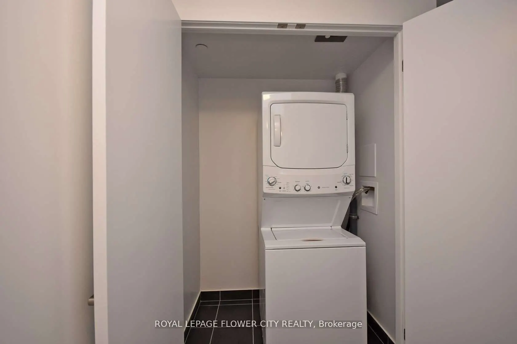 2560 Eglinton Avenue W, #1510