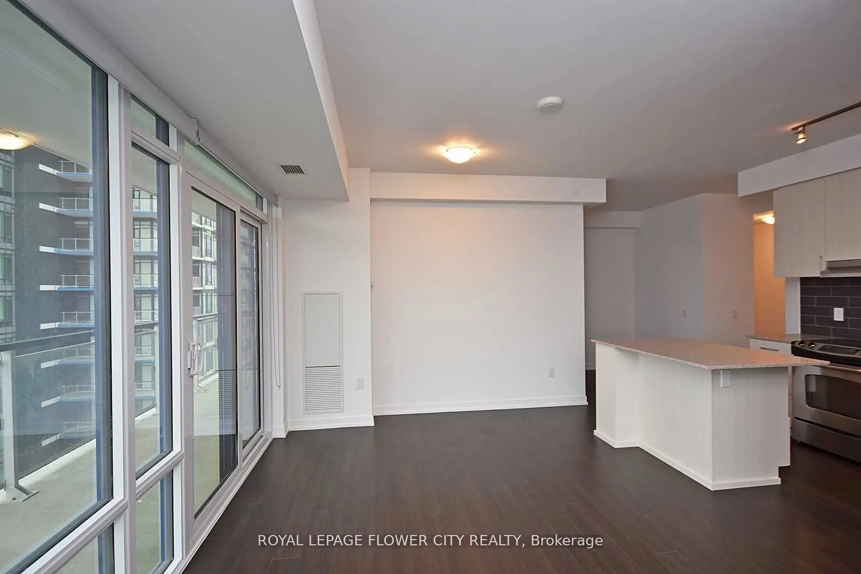 2560 Eglinton Avenue W, #1510
