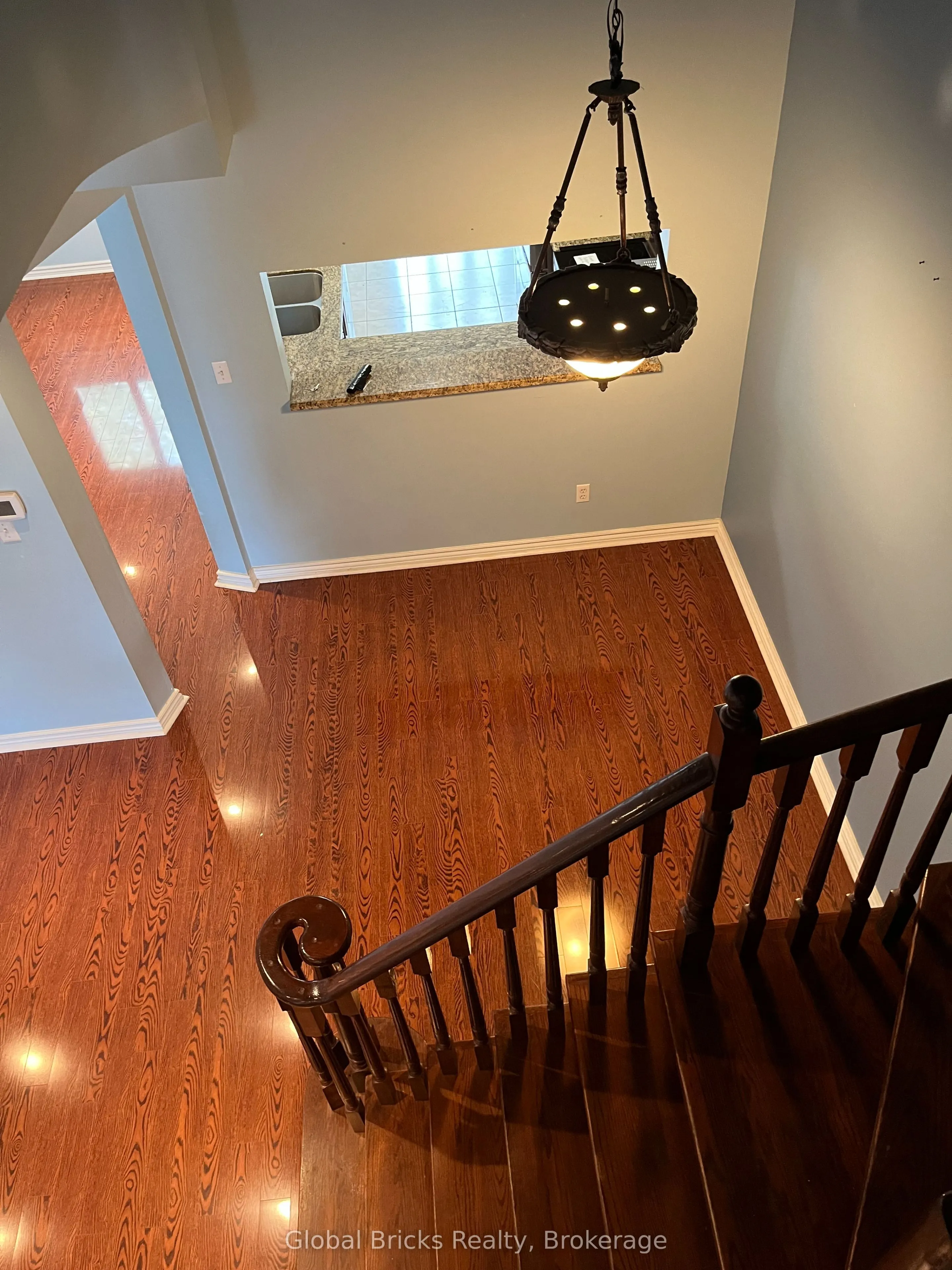 4187 Goldenrod Crescent
