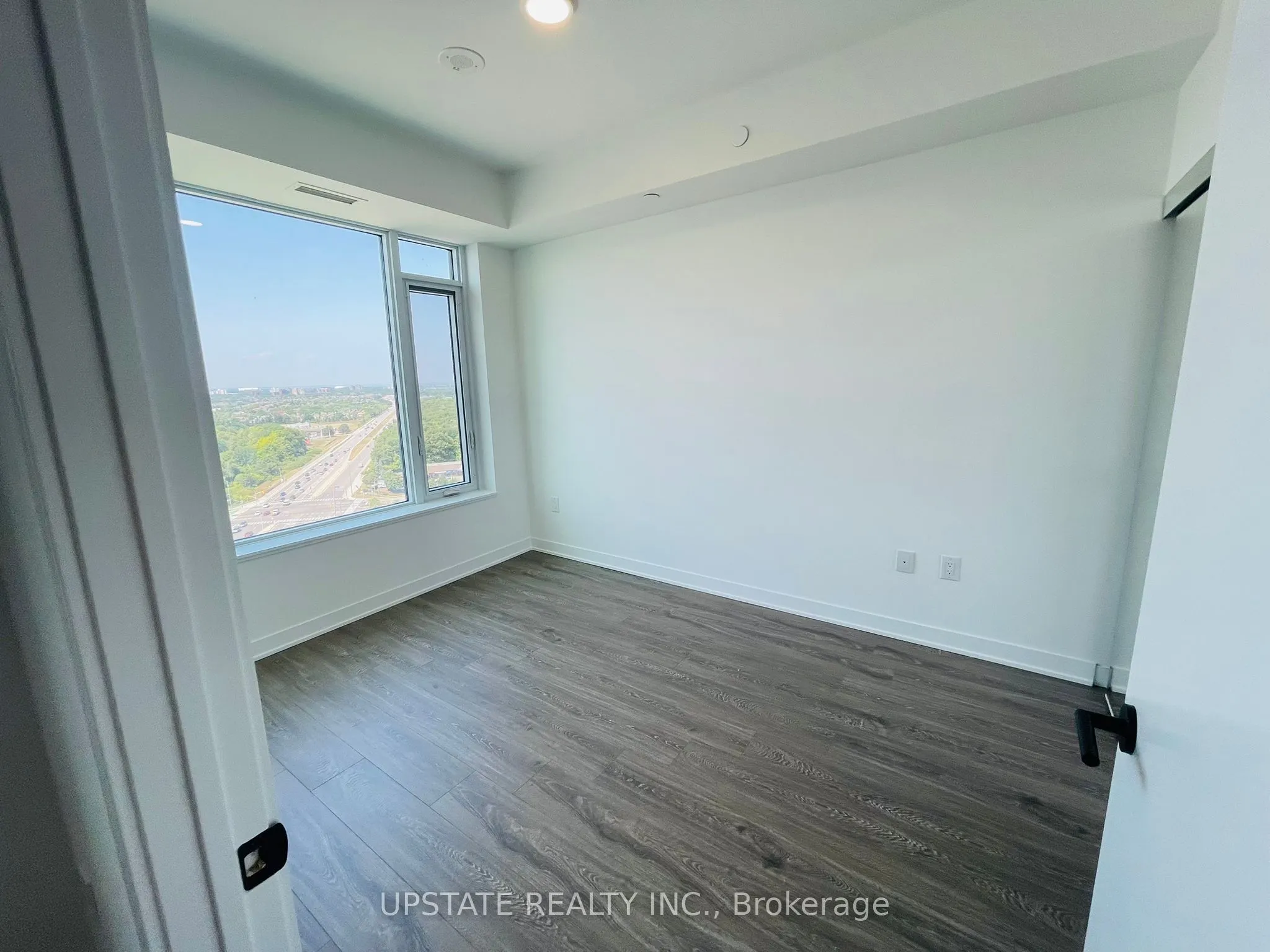 2495 Eglinton Avenue W, #1909