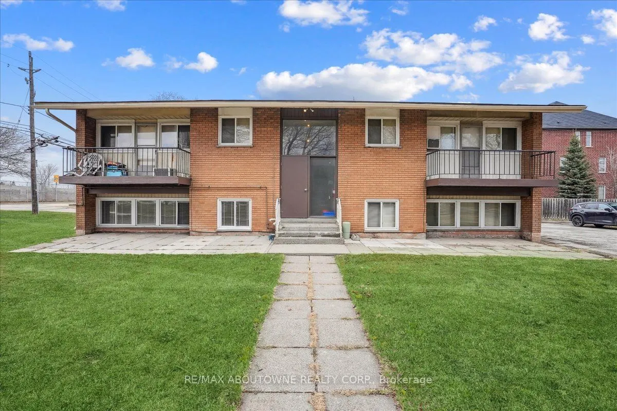 2354 Queensway Drive, #2