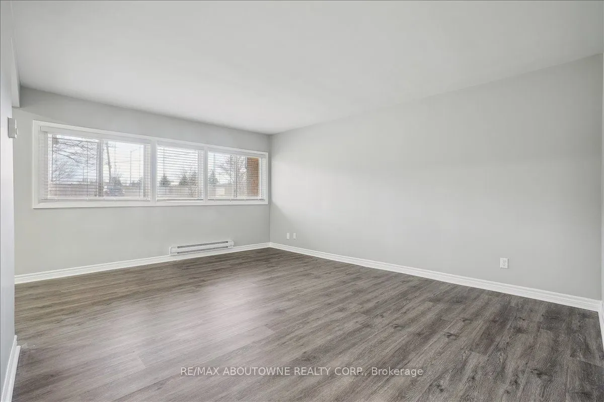 2354 Queensway Drive, #2