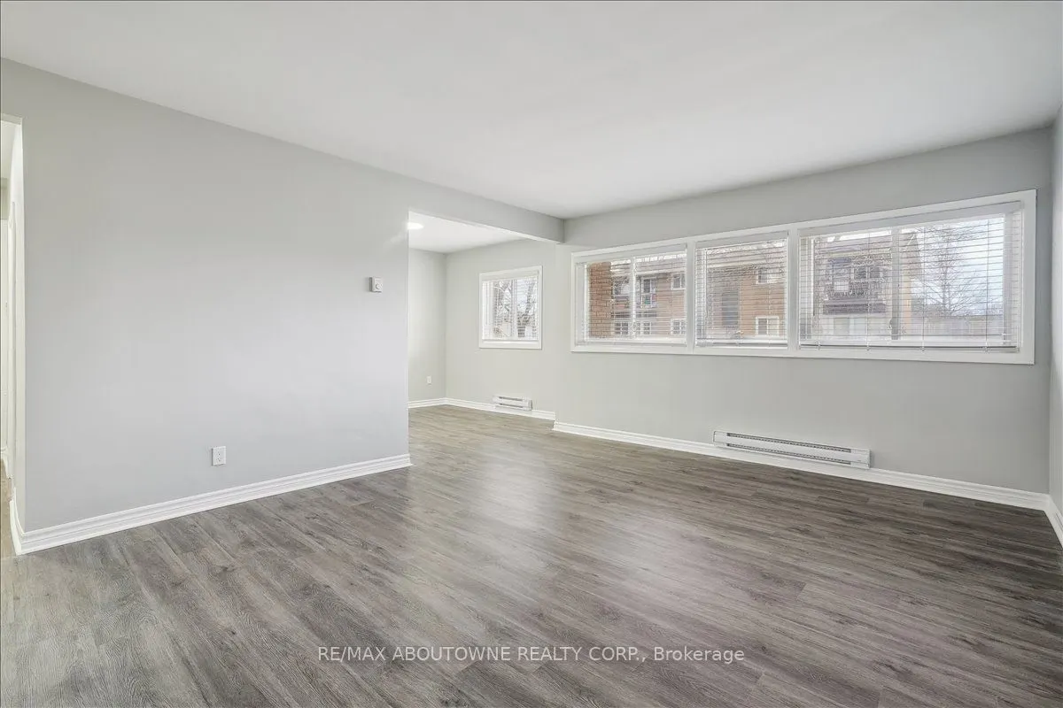 2354 Queensway Drive, #2