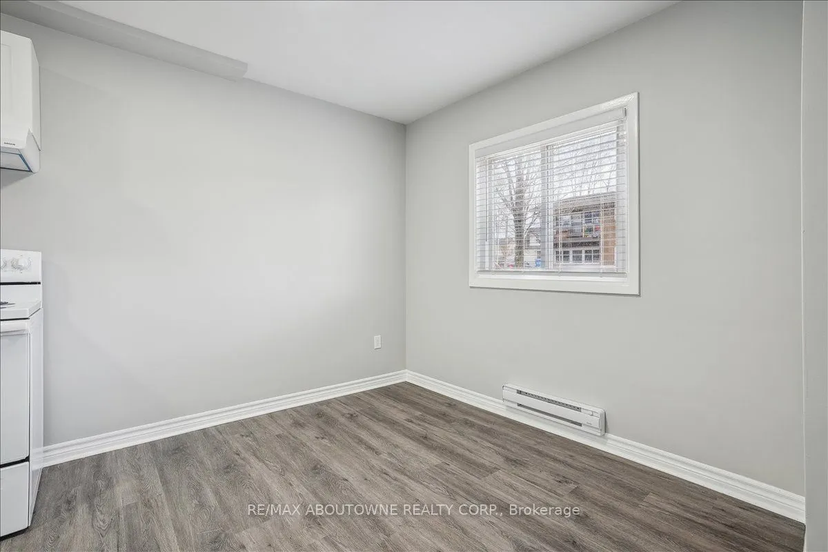 2354 Queensway Drive, #2