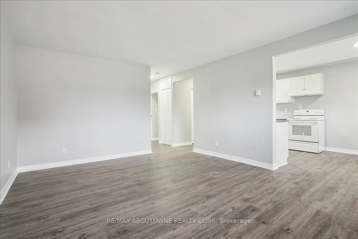 2354 Queensway Drive, #2