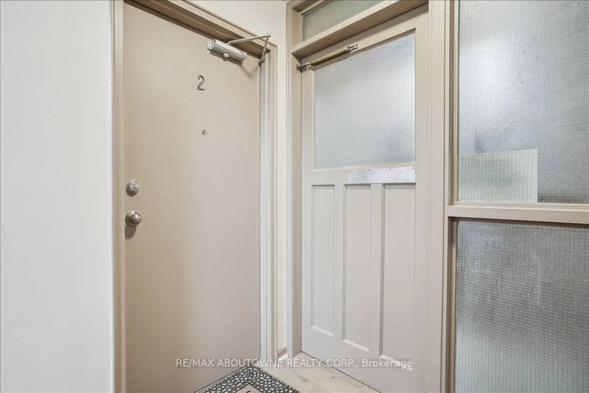 2354 Queensway Drive, #2