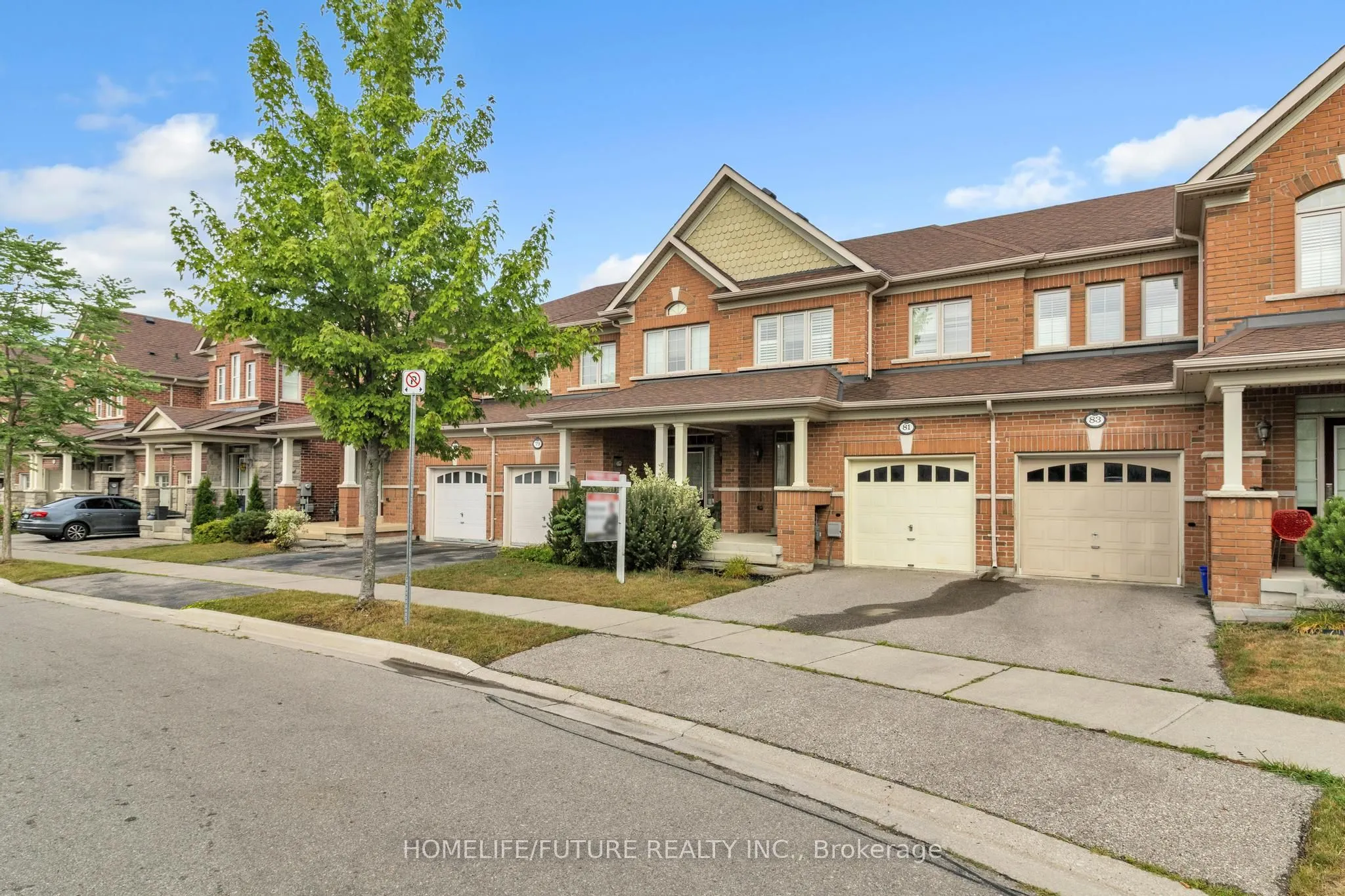 81 Hanson Crescent