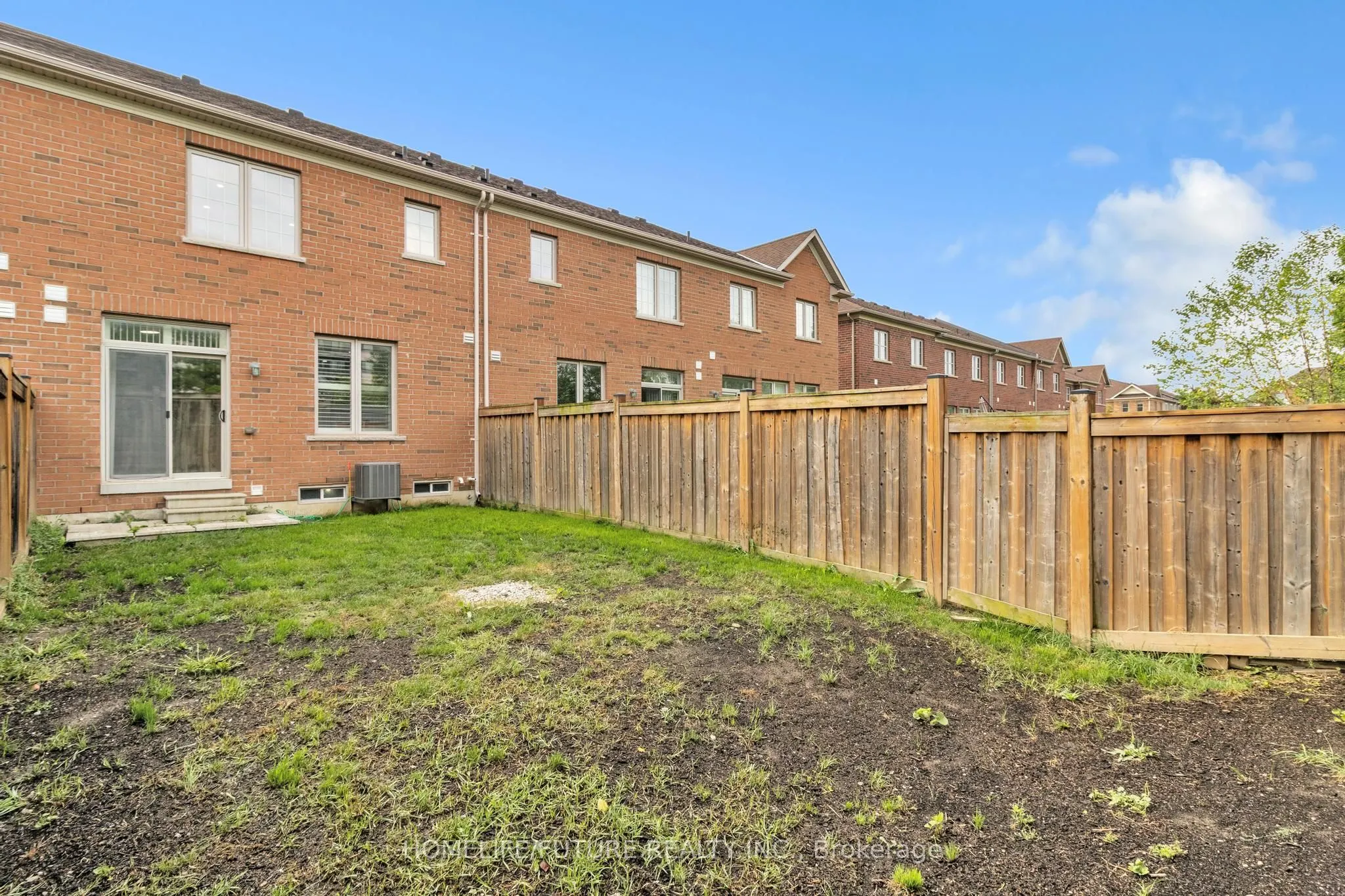 81 Hanson Crescent