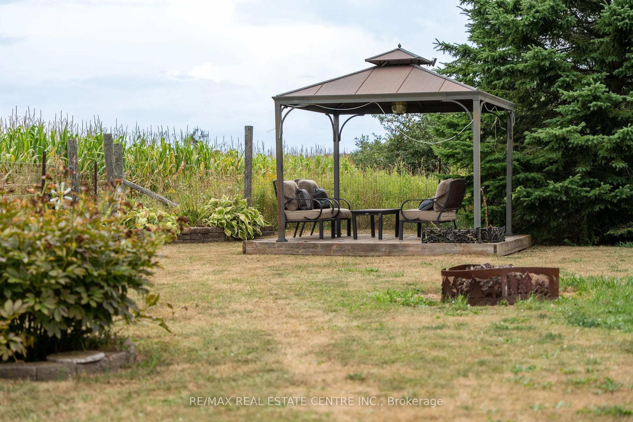 3762 Highpoint Side Road