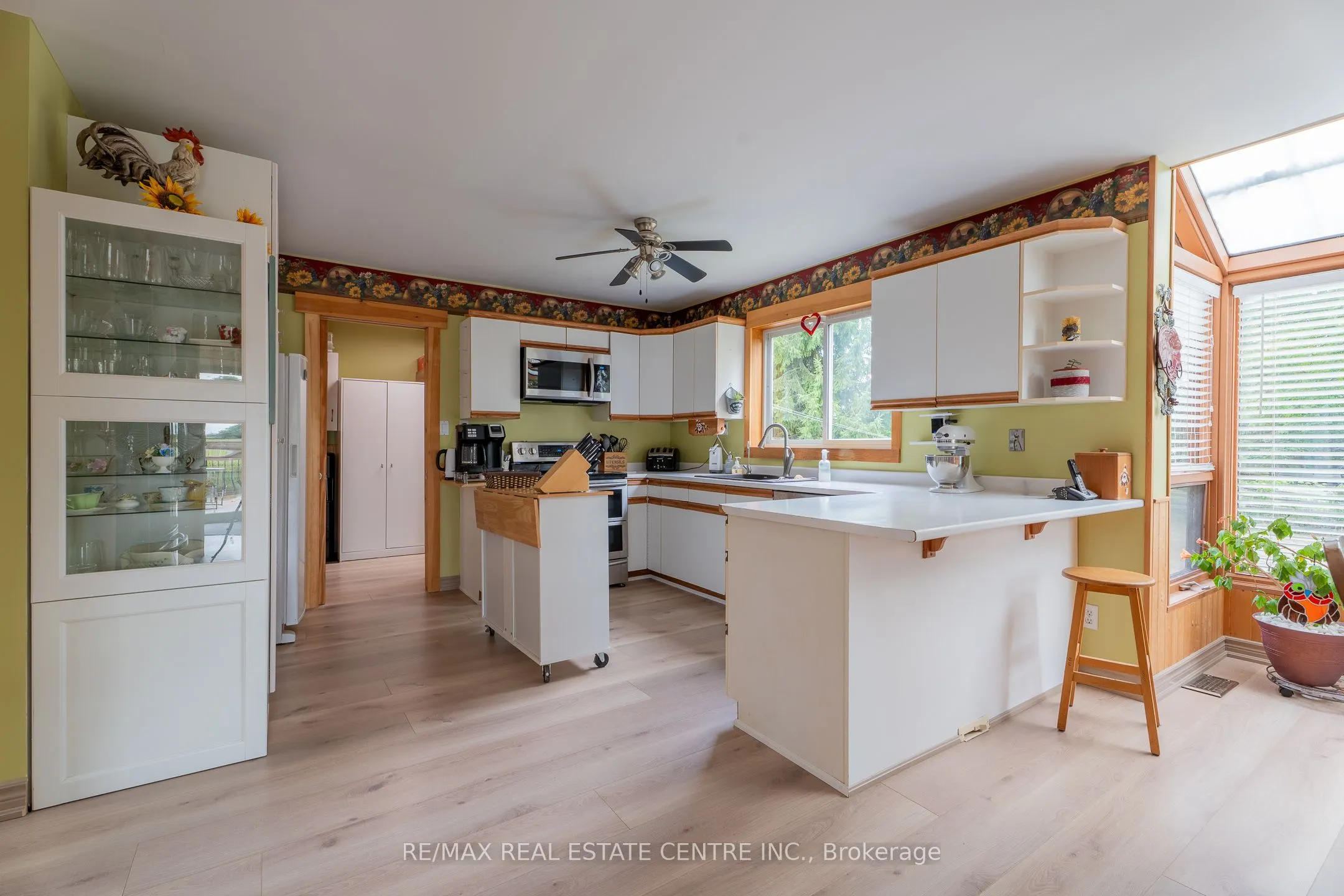 3762 Highpoint Side Road