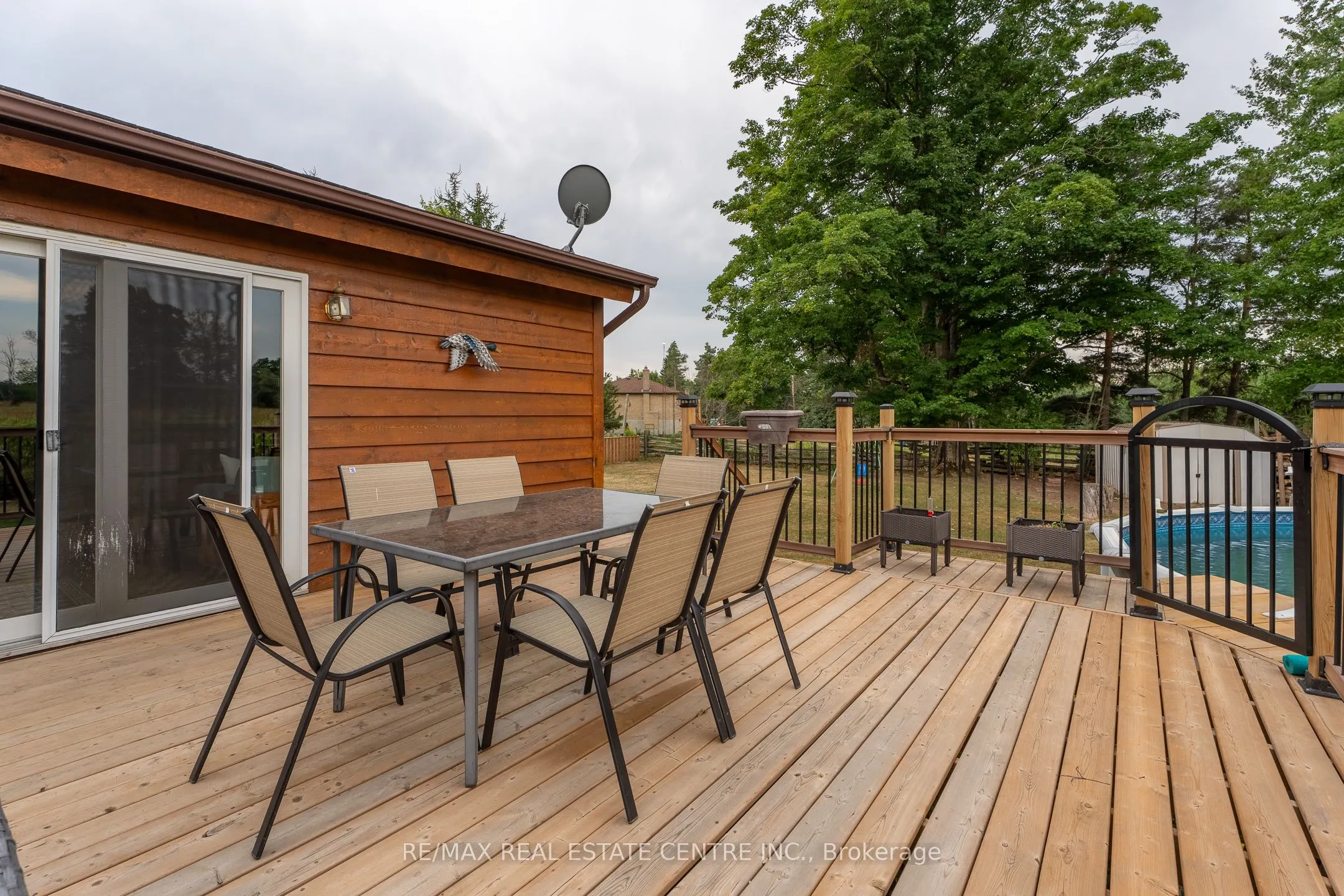 3762 Highpoint Side Road