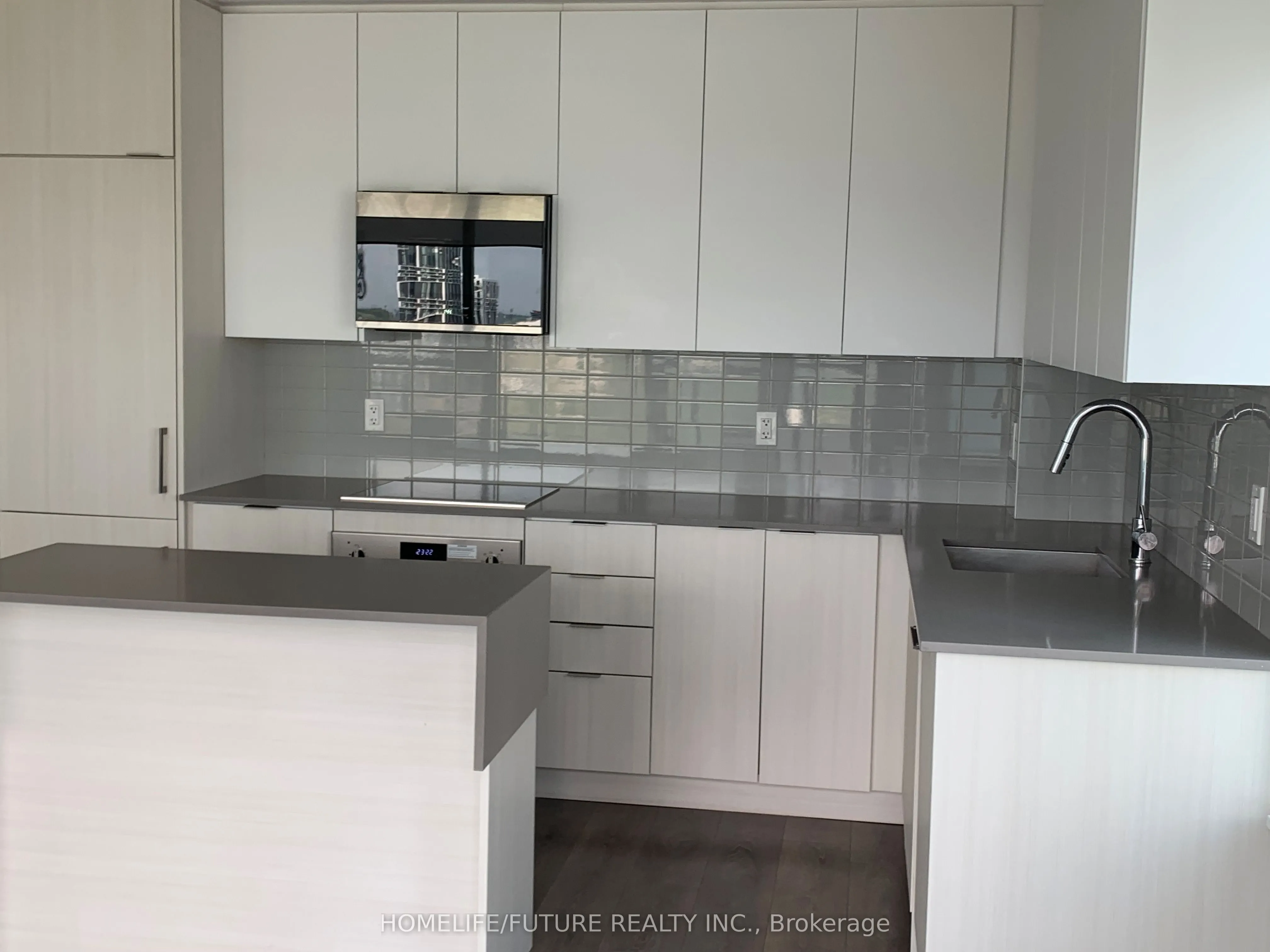 2485 Taunton Road, #1024