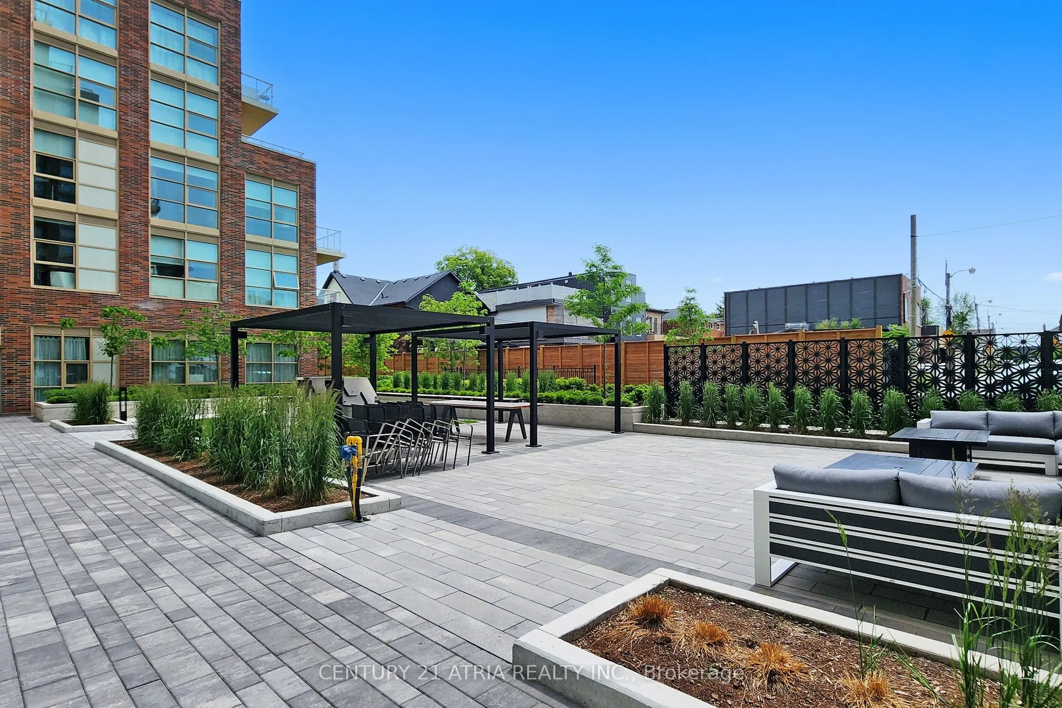 1787 St Clair Avenue, #607