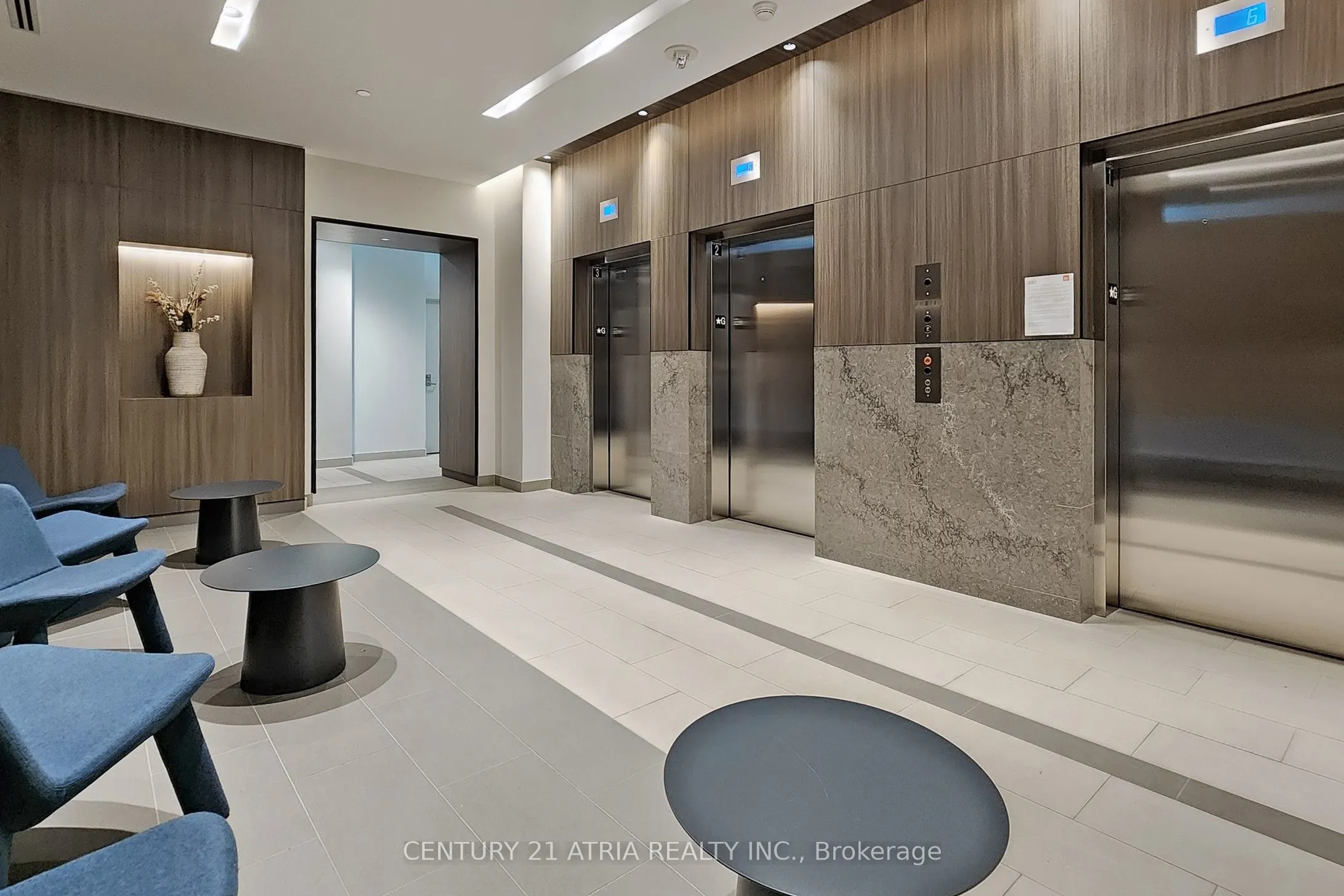 1787 St Clair Avenue, #607