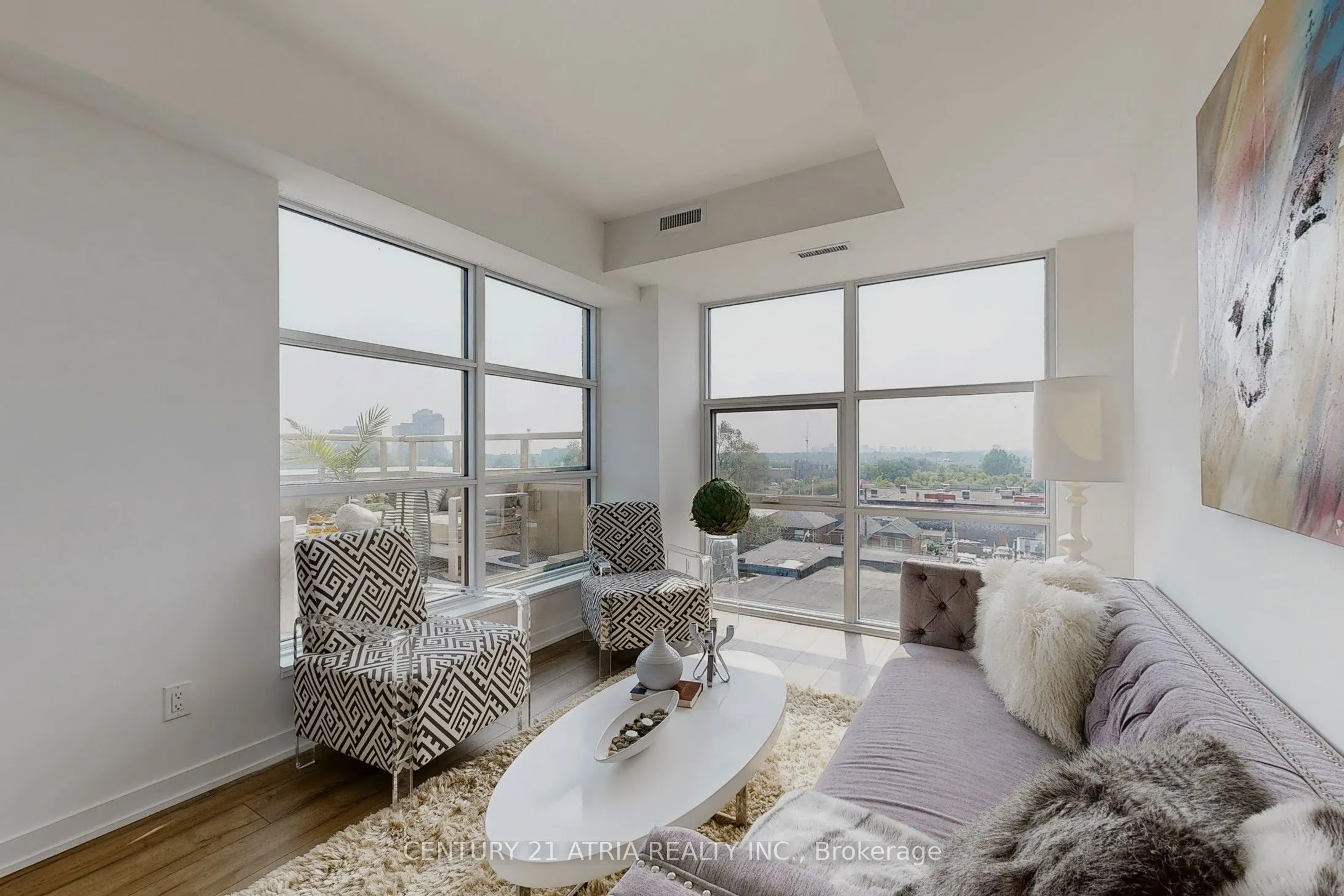 1787 St Clair Avenue, #607