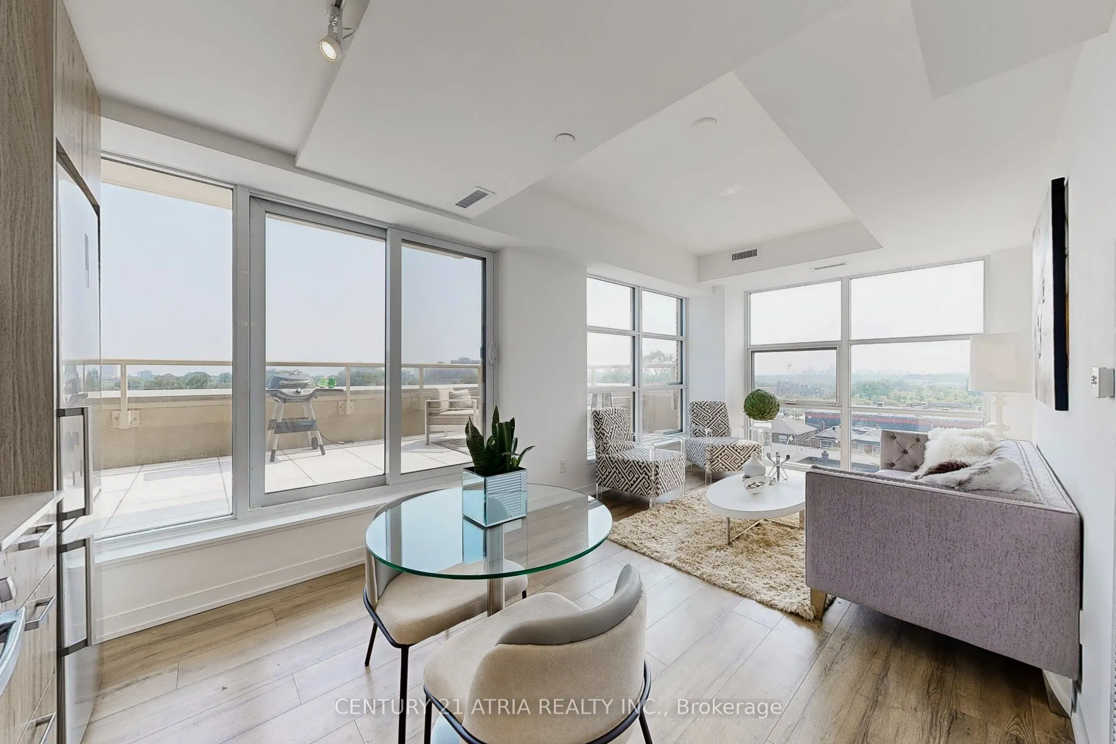1787 St Clair Avenue, #607