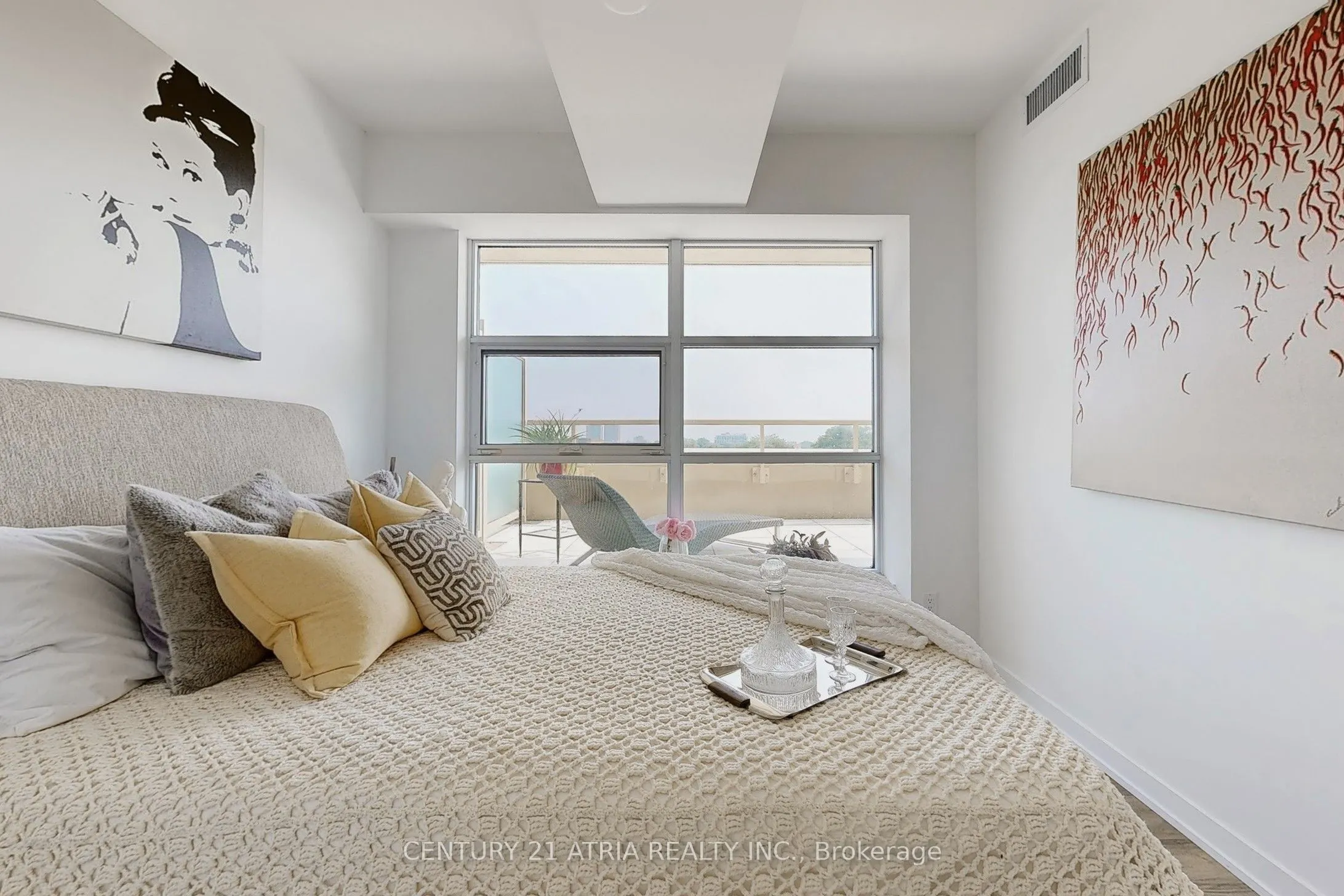 1787 St Clair Avenue, #607