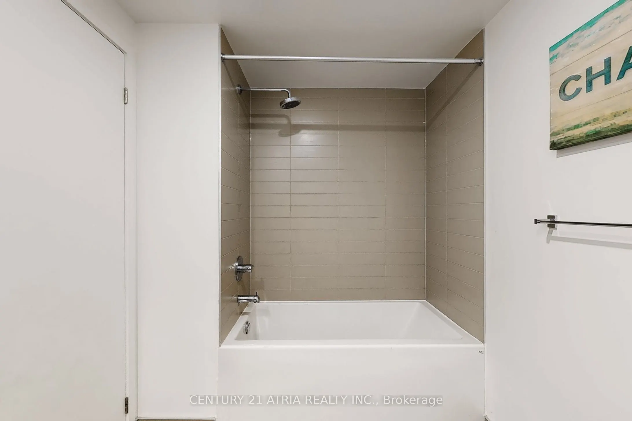 1787 St Clair Avenue, #607