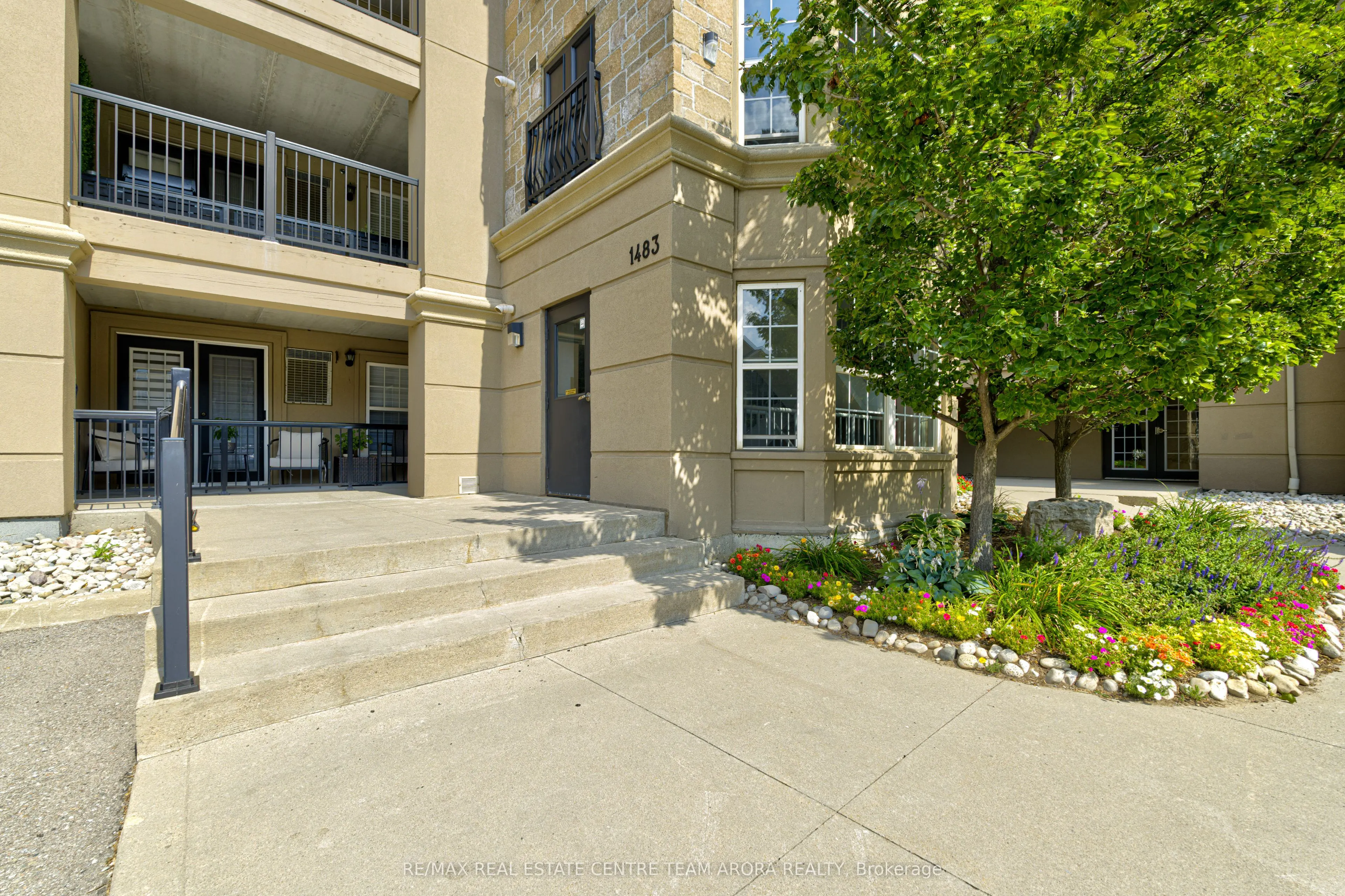 1483 Maple Avenue, #408