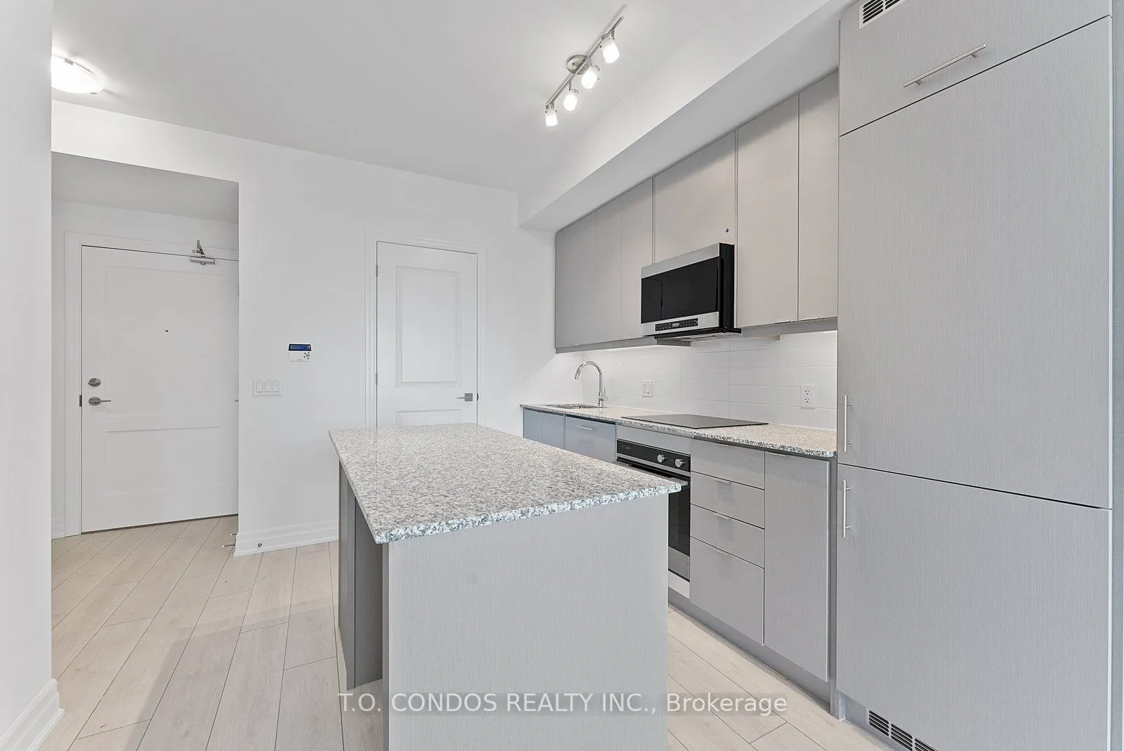 30 Elm Drive W, #505