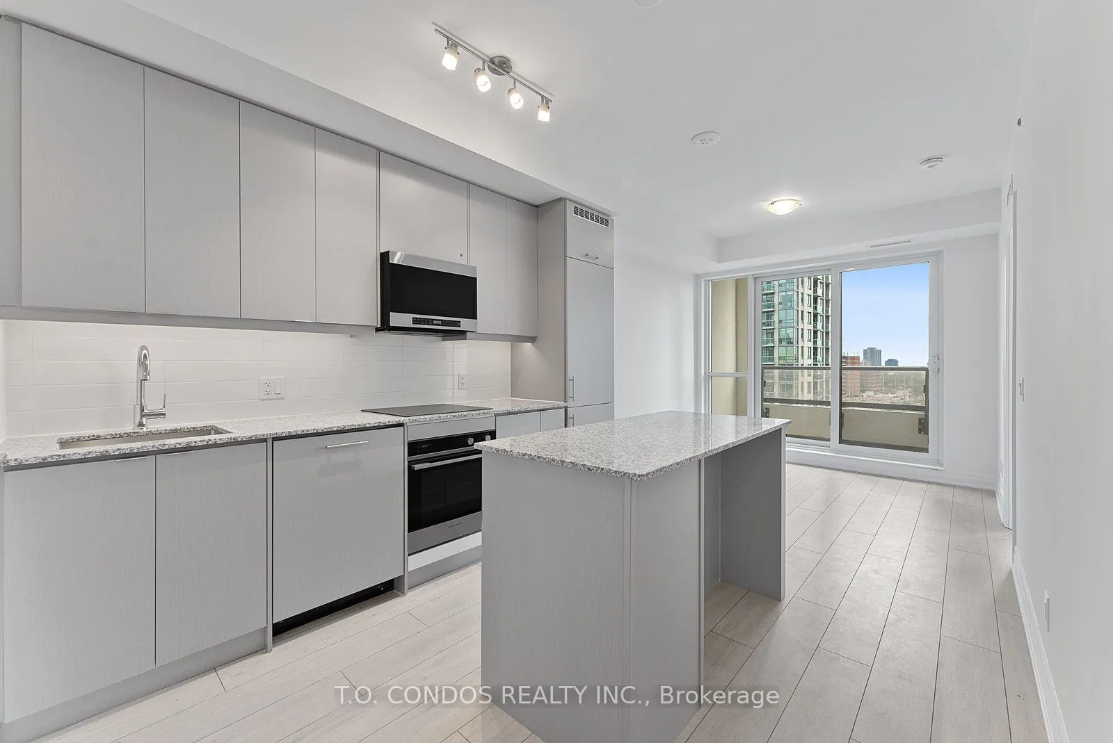 30 Elm Drive W, #505