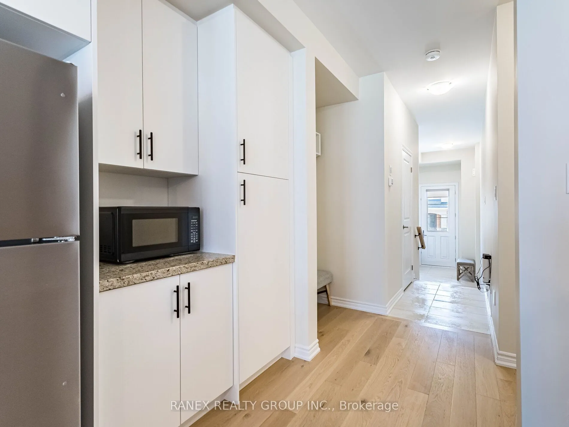 1411 Oakmont Common