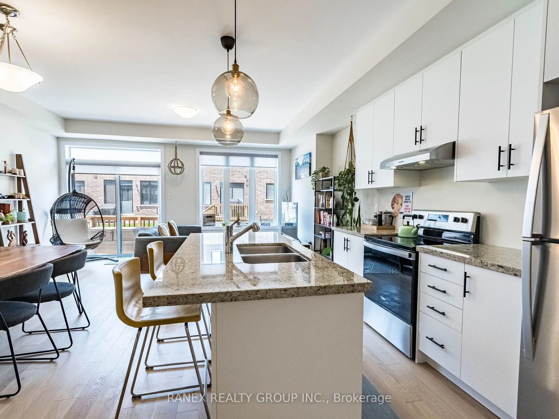 1411 Oakmont Common