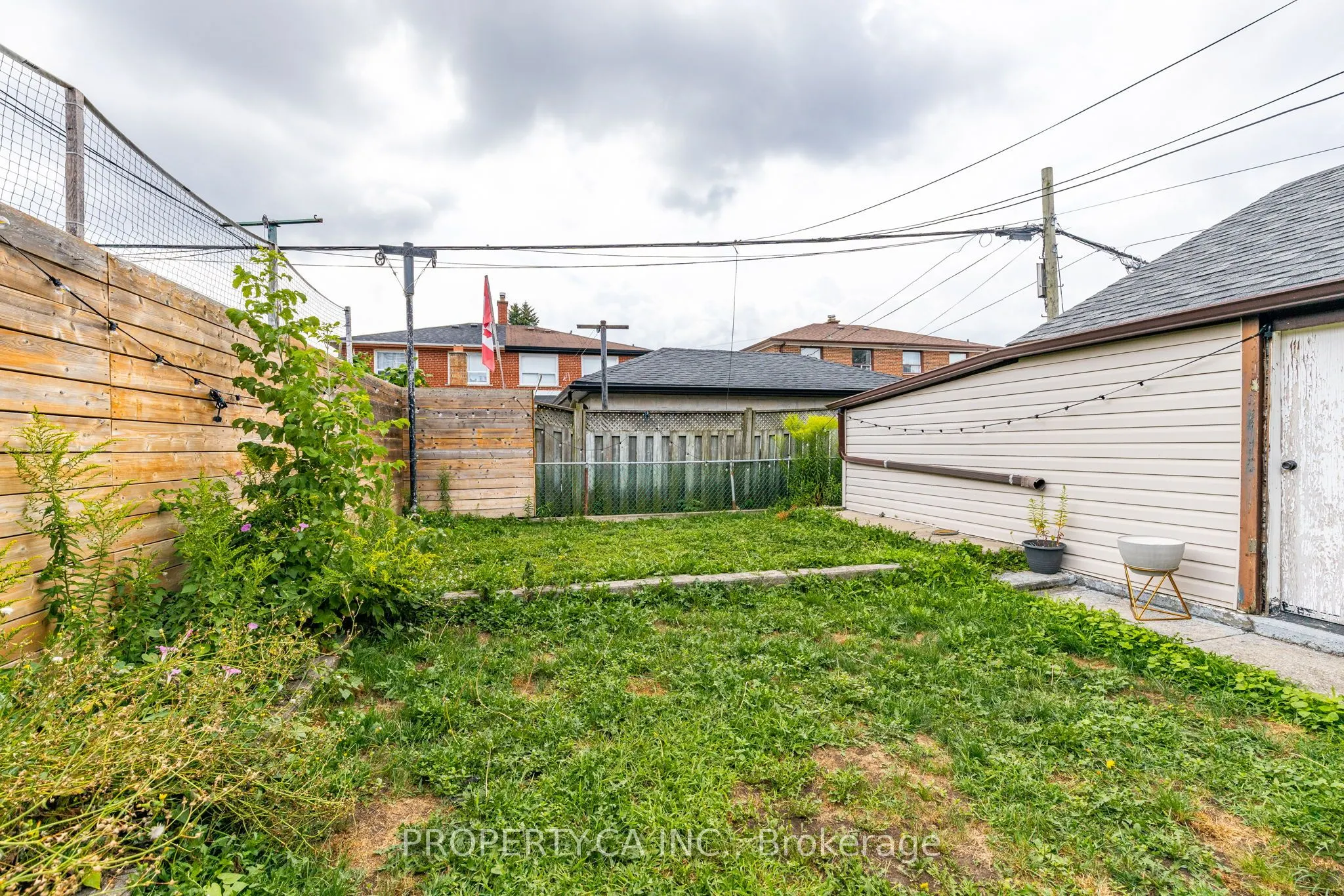 5 Woodenhill Court