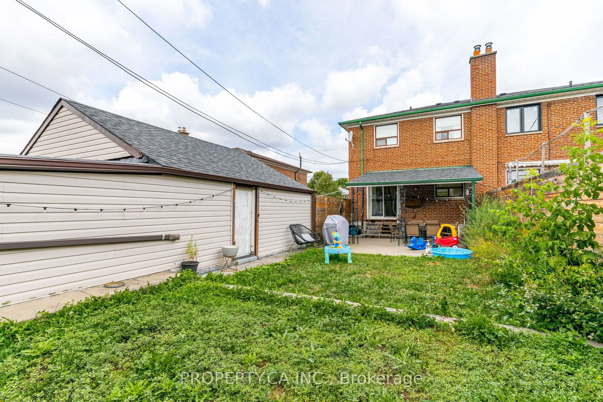 5 Woodenhill Court