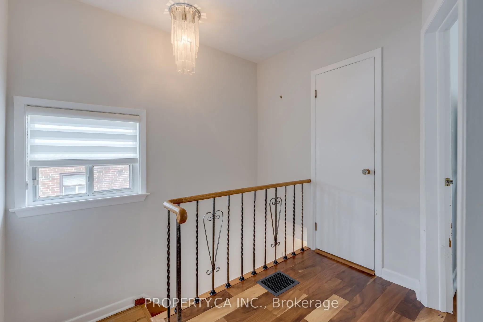 5 Woodenhill Court