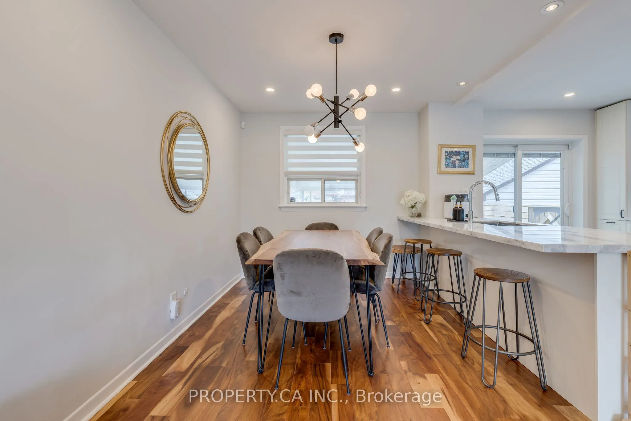 5 Woodenhill Court