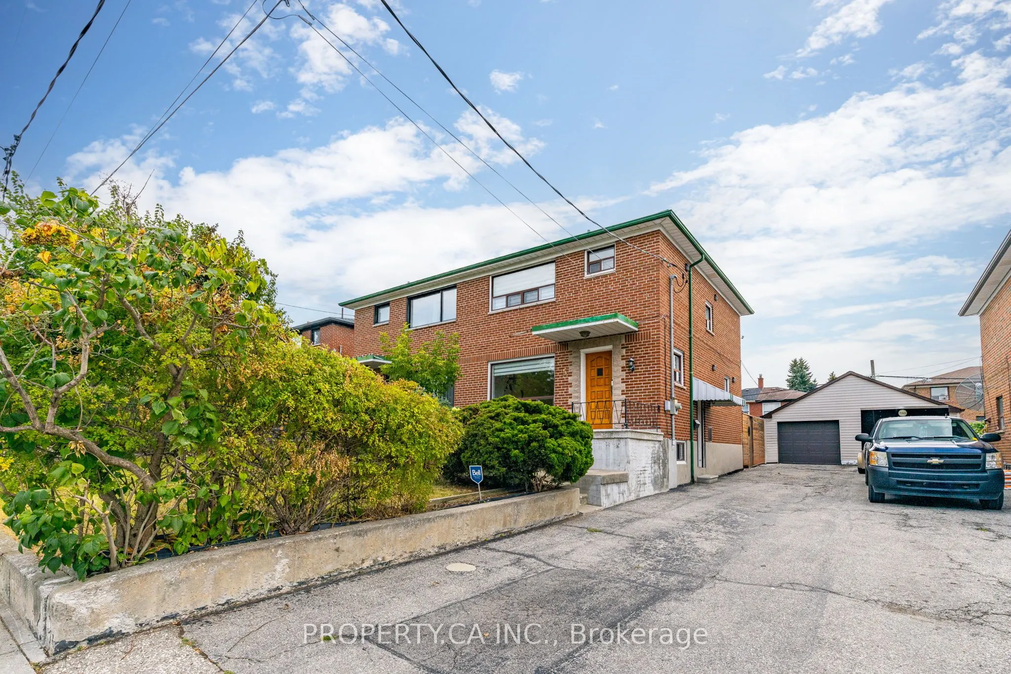 5 Woodenhill Court