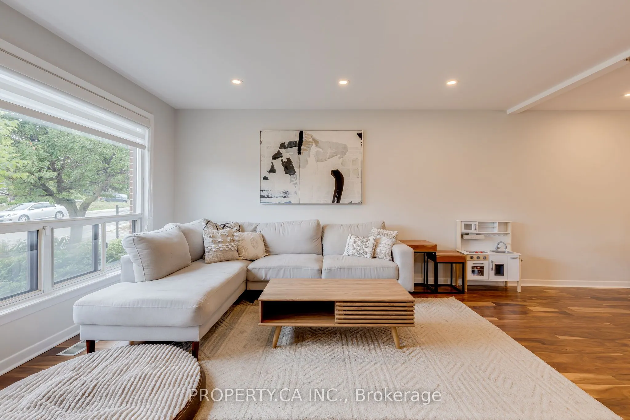 5 Woodenhill Court