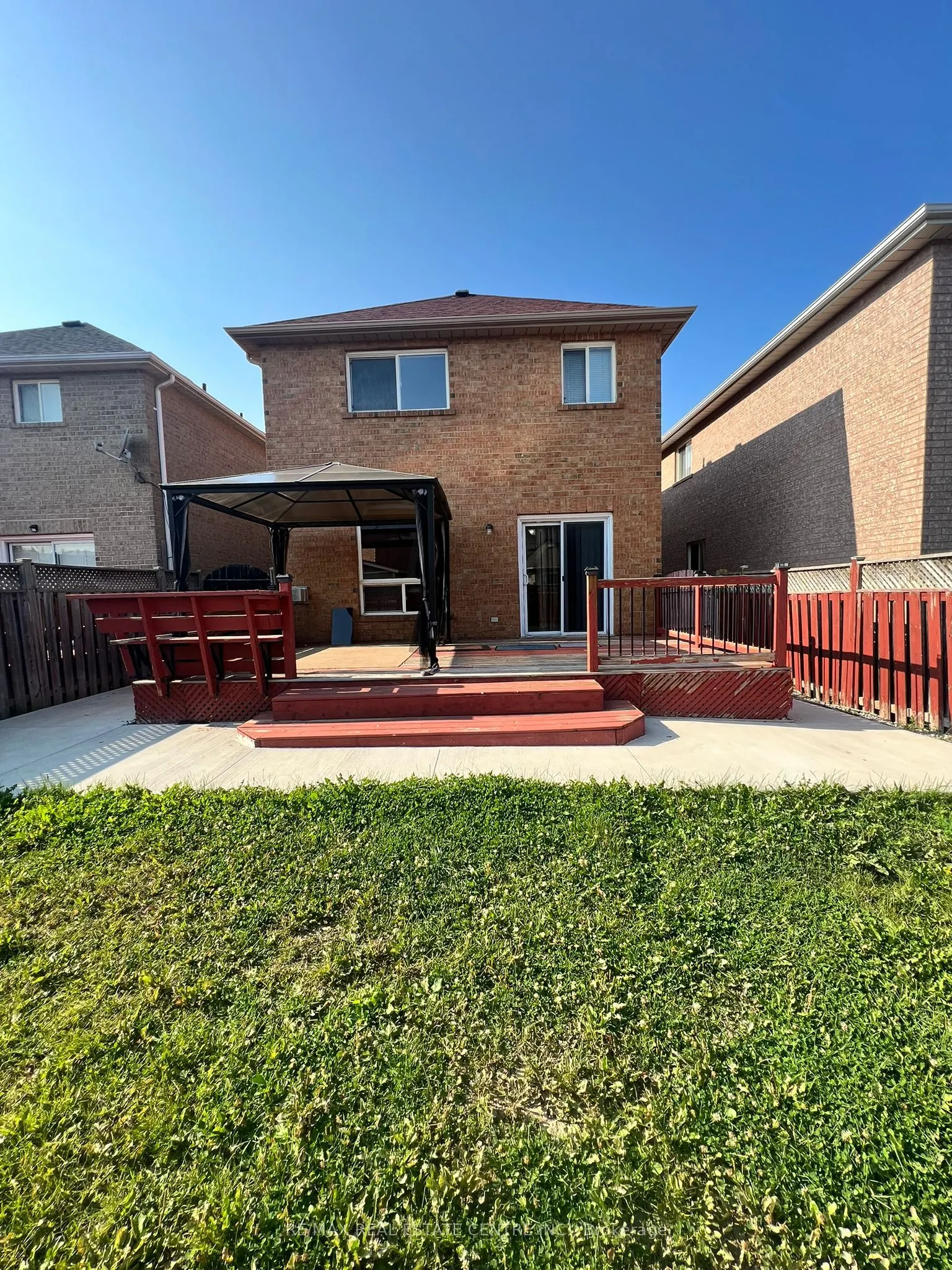 18 Legacy Lane, #Upper