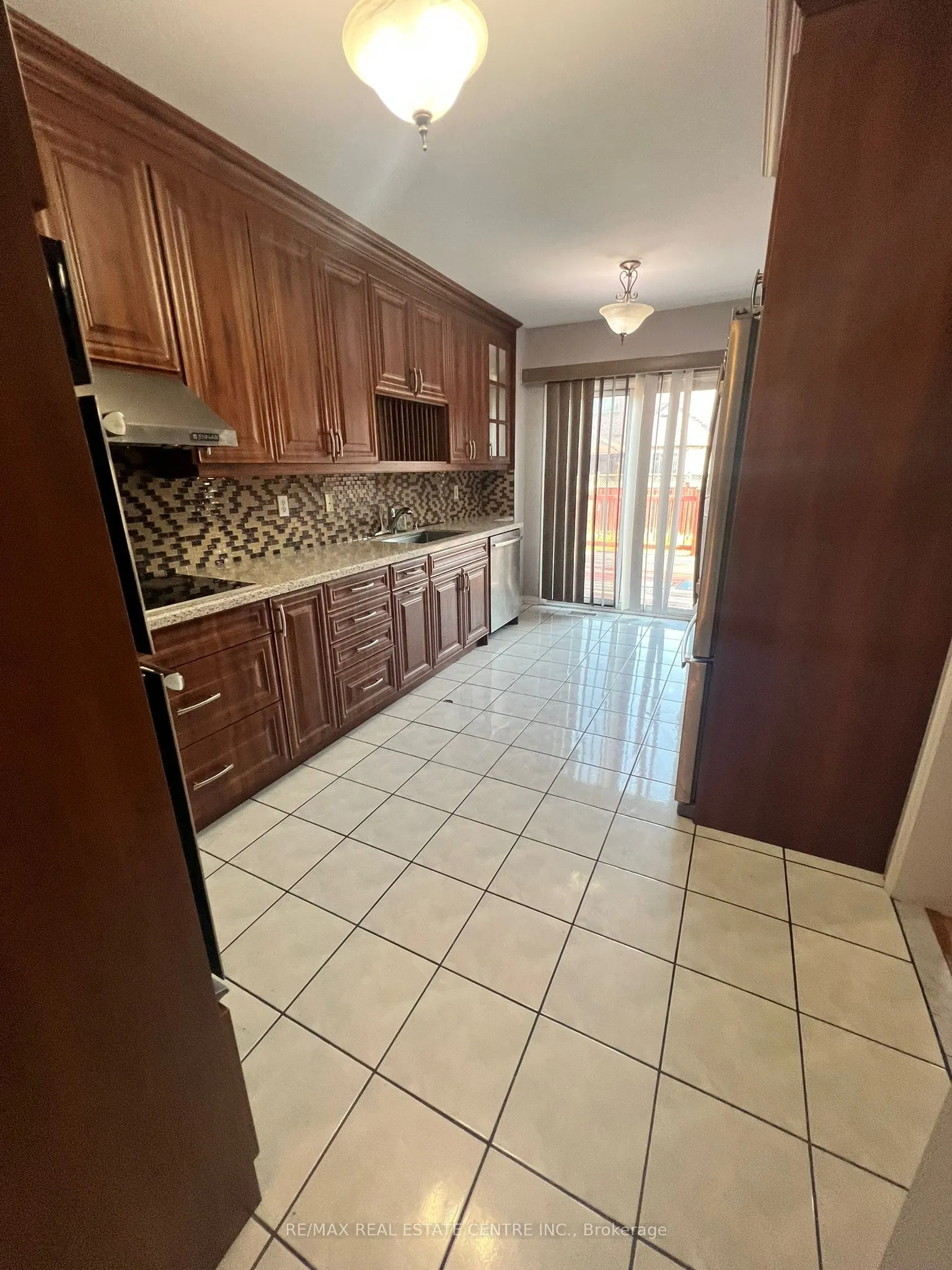 18 Legacy Lane, #Upper
