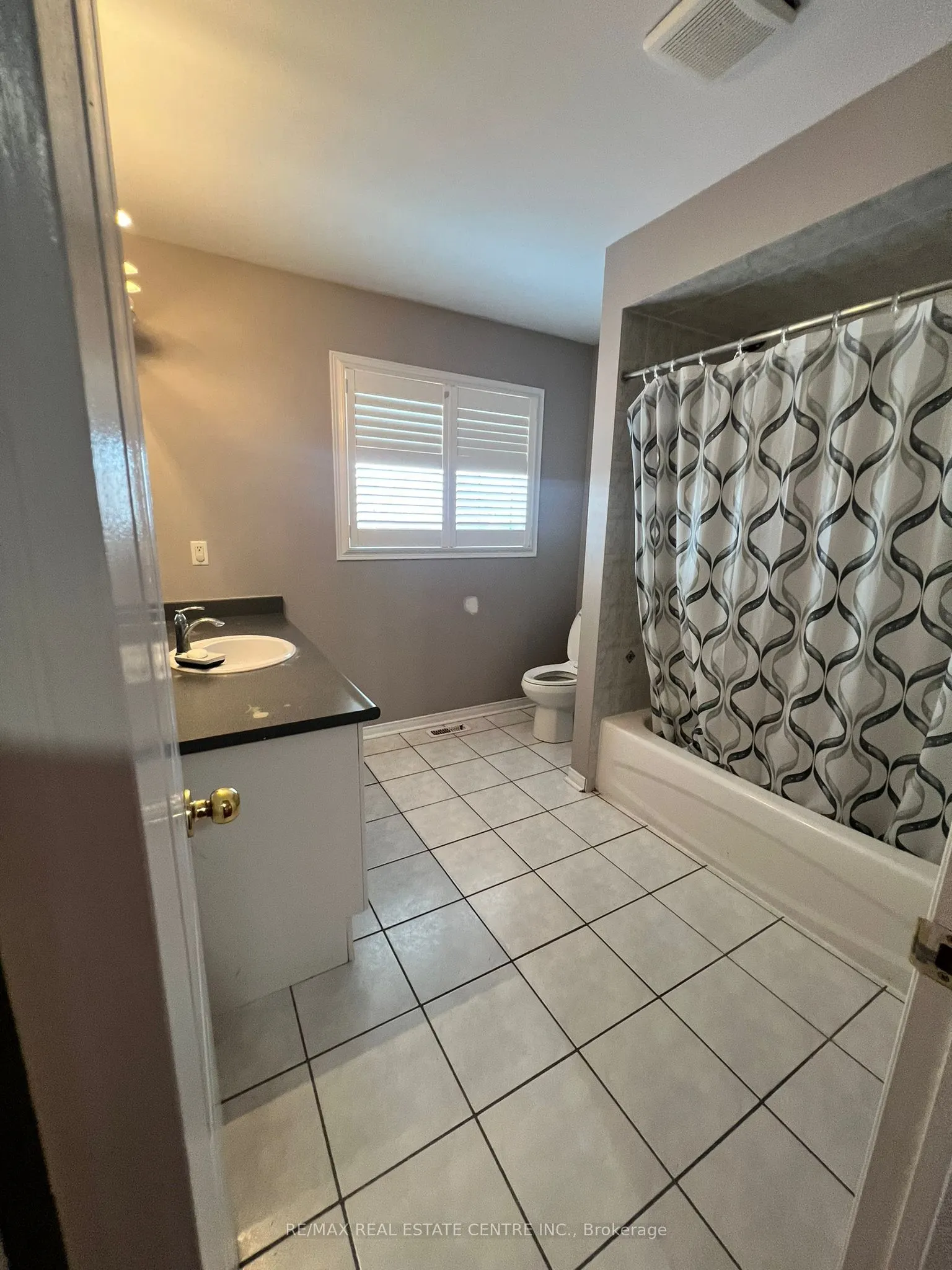 18 Legacy Lane, #Upper