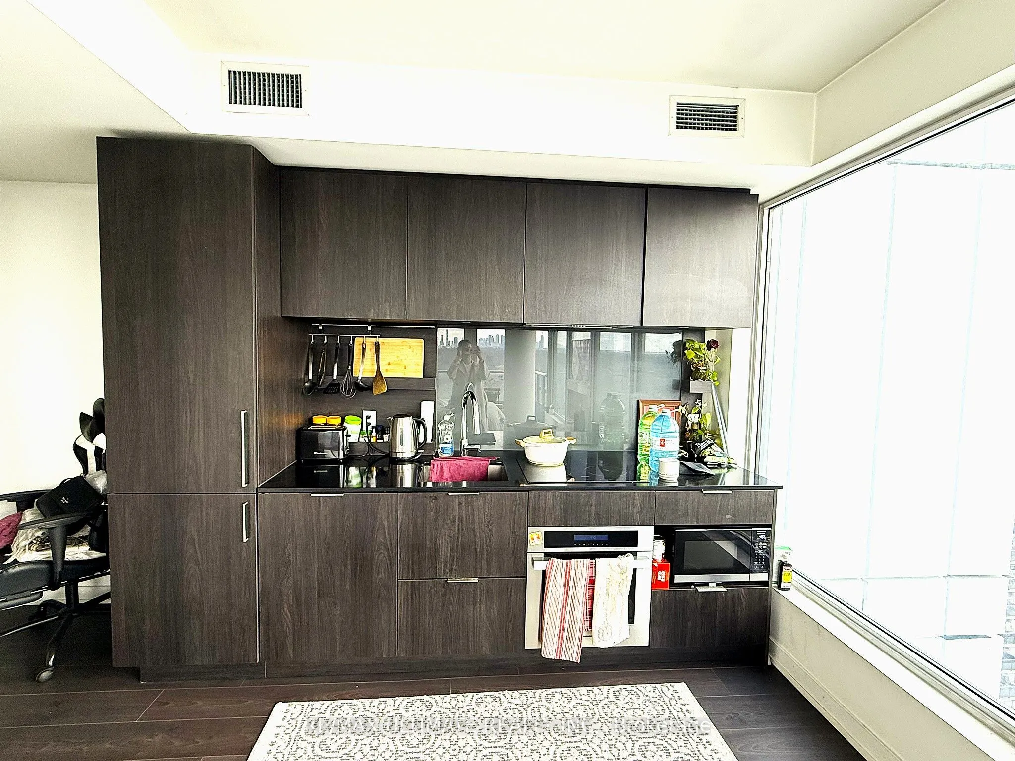 28 Ann Street, #1115