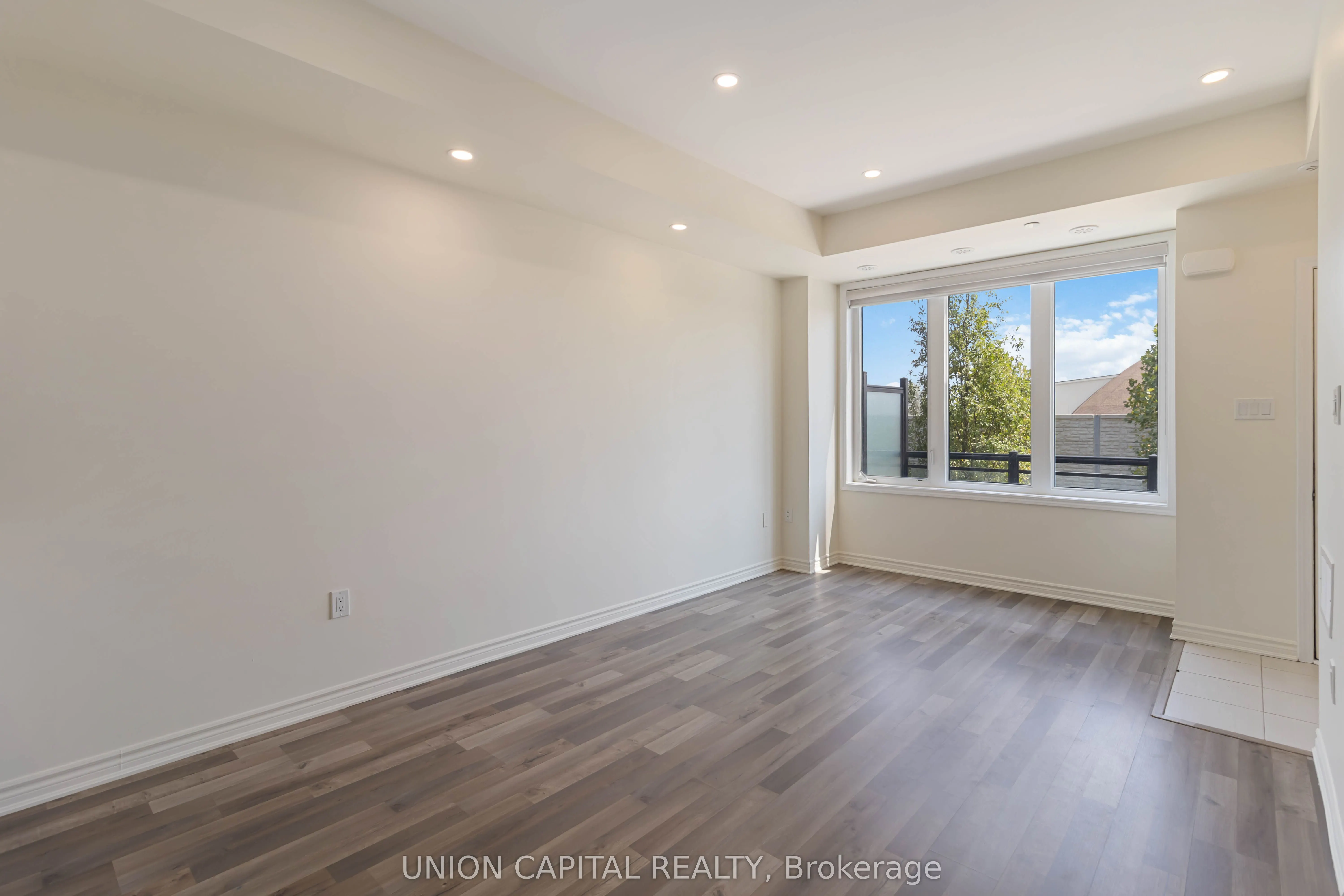 2255 Mcnab Lane, #14