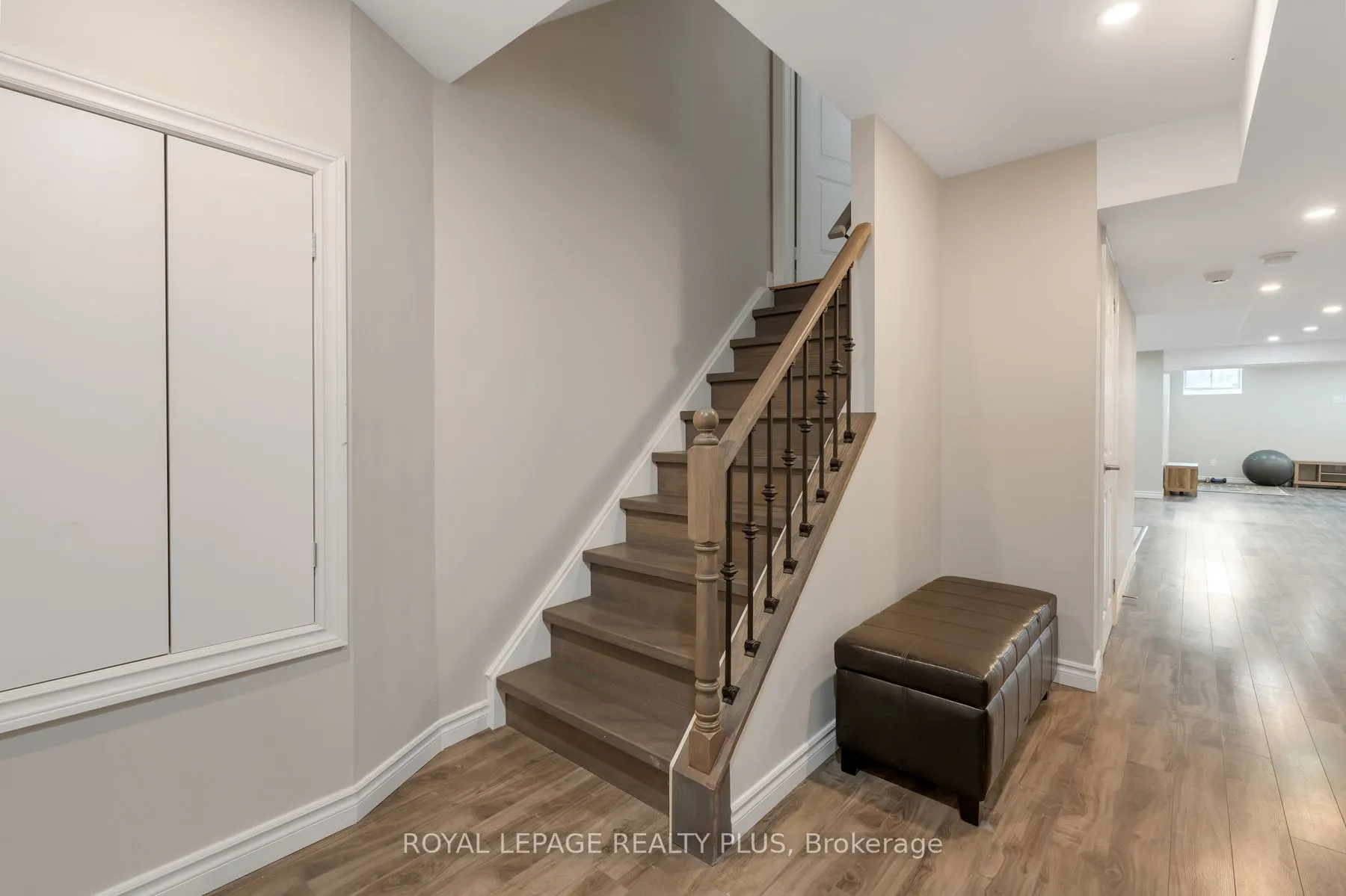 1059 McClenahan Crescent