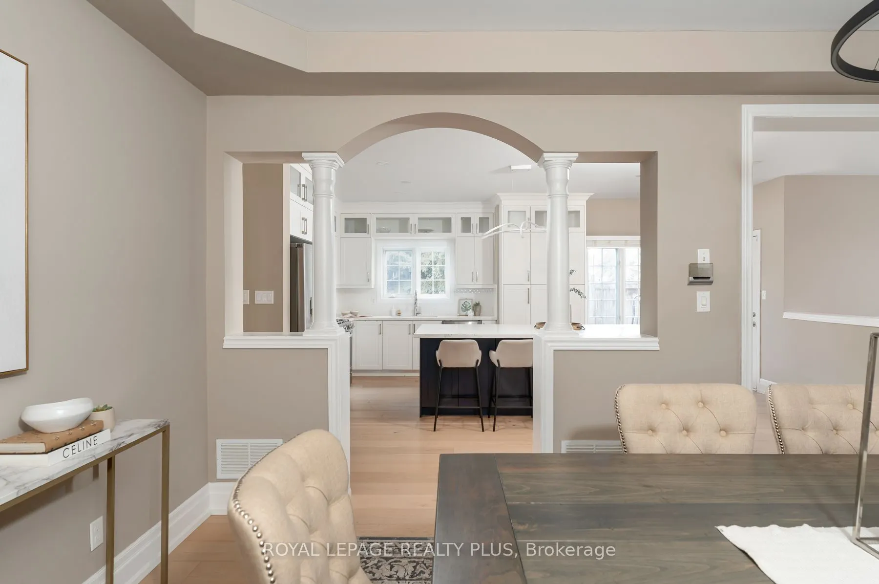 1059 McClenahan Crescent