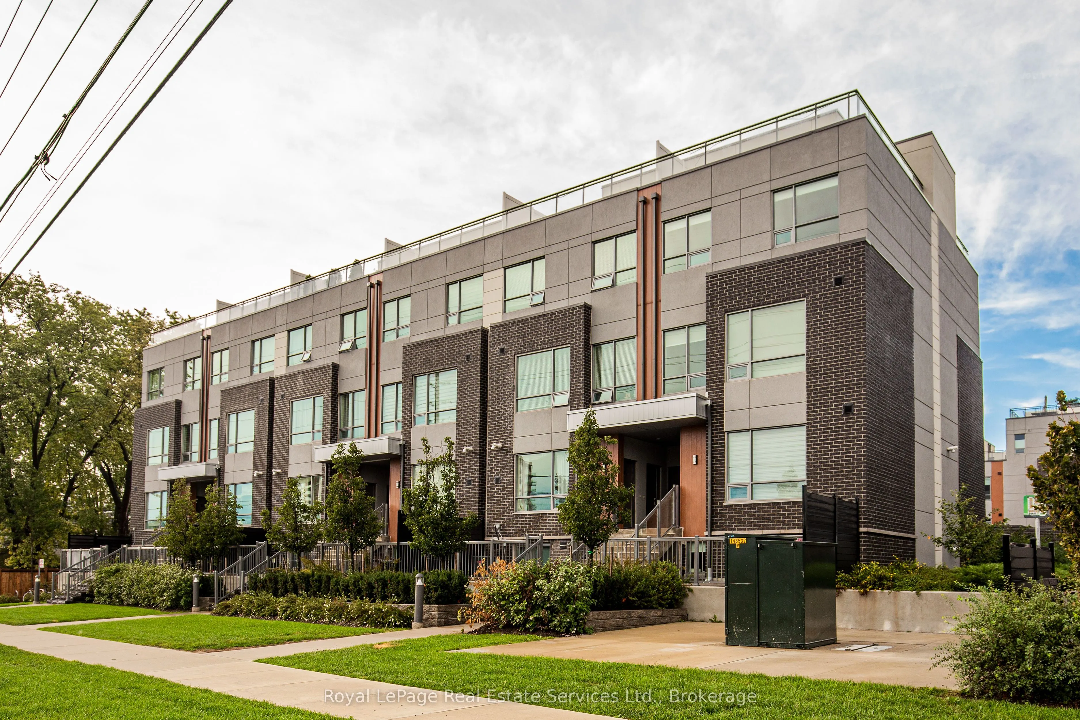 1238 Cawthra Road, #16