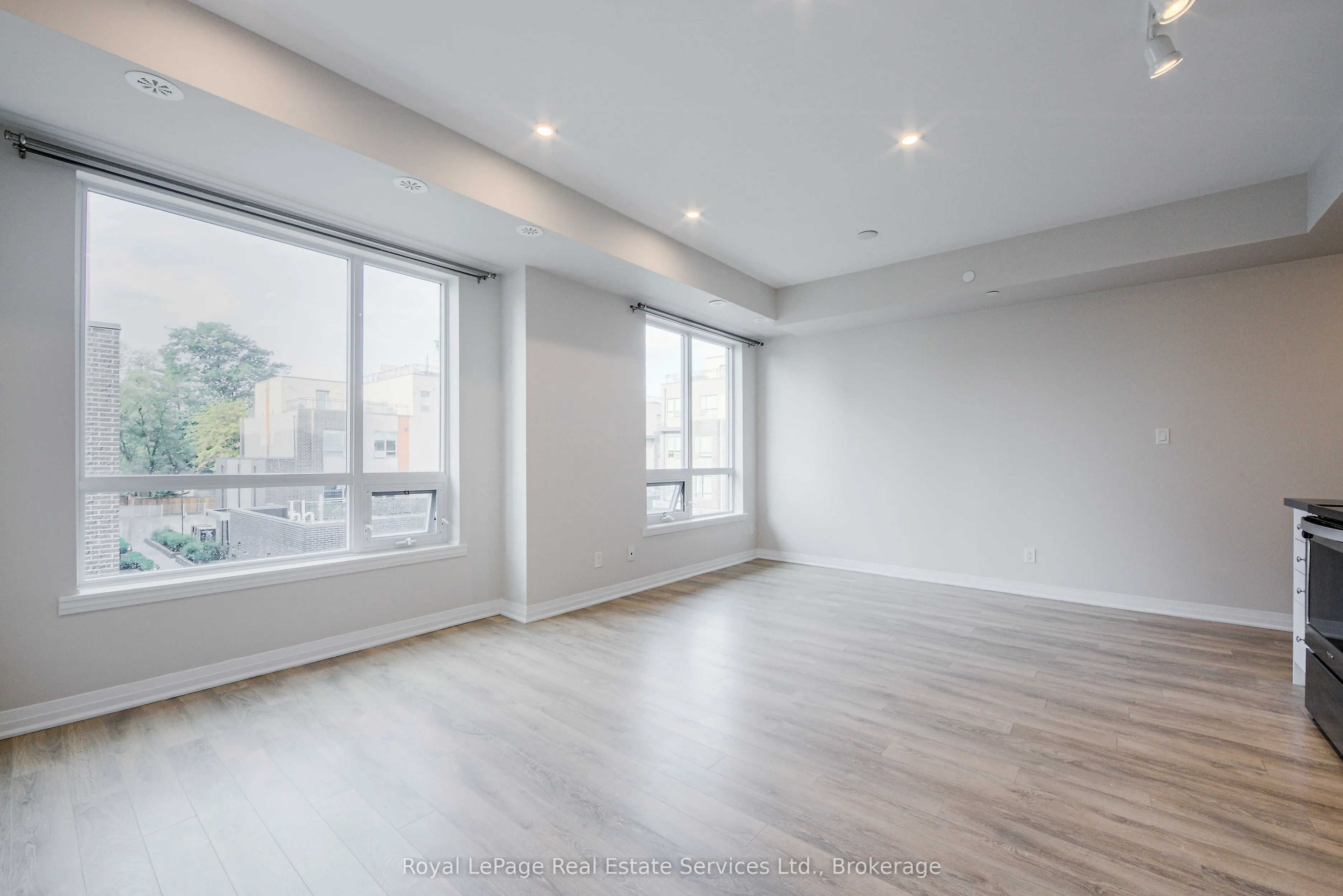 1238 Cawthra Road, #16