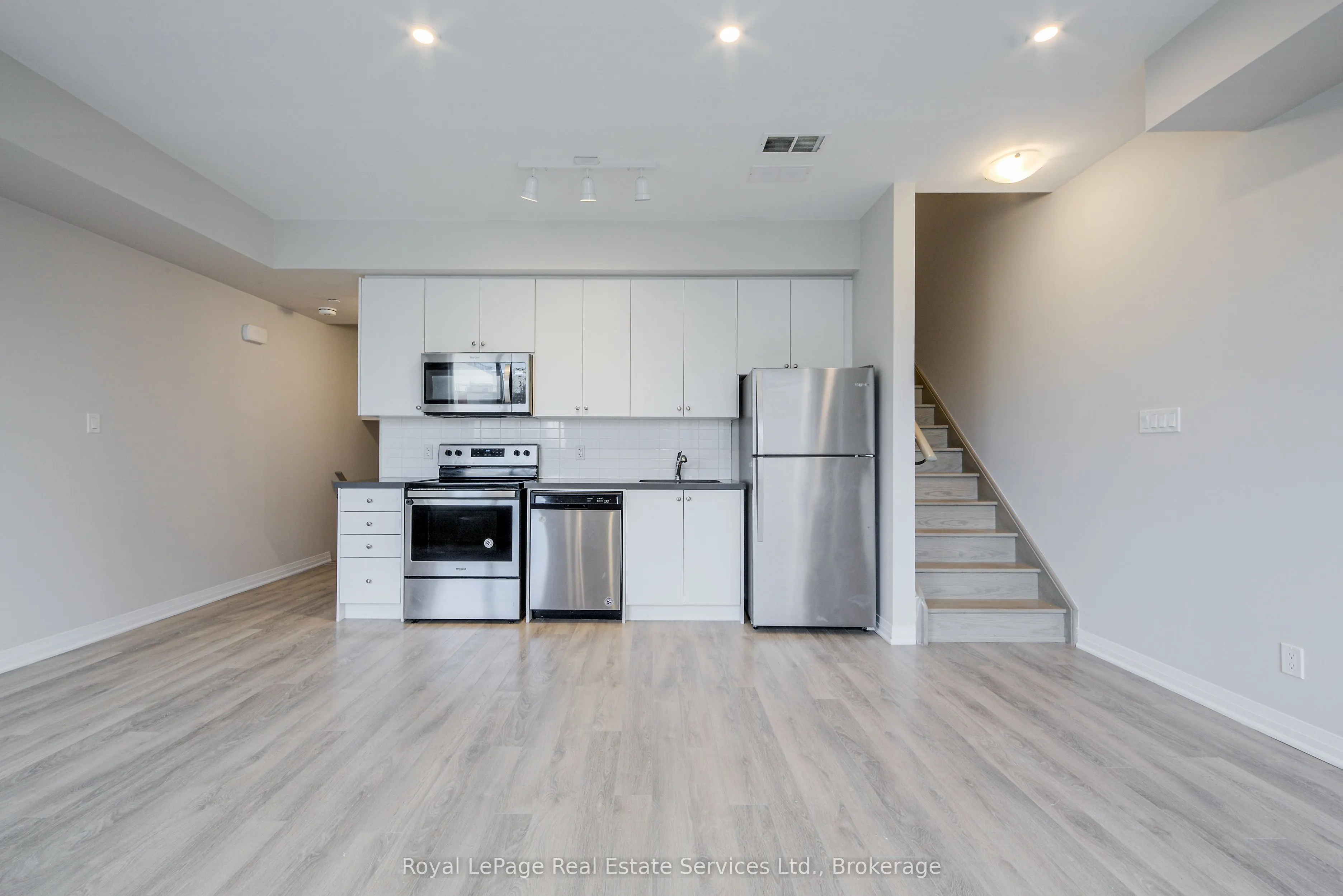 1238 Cawthra Road, #16